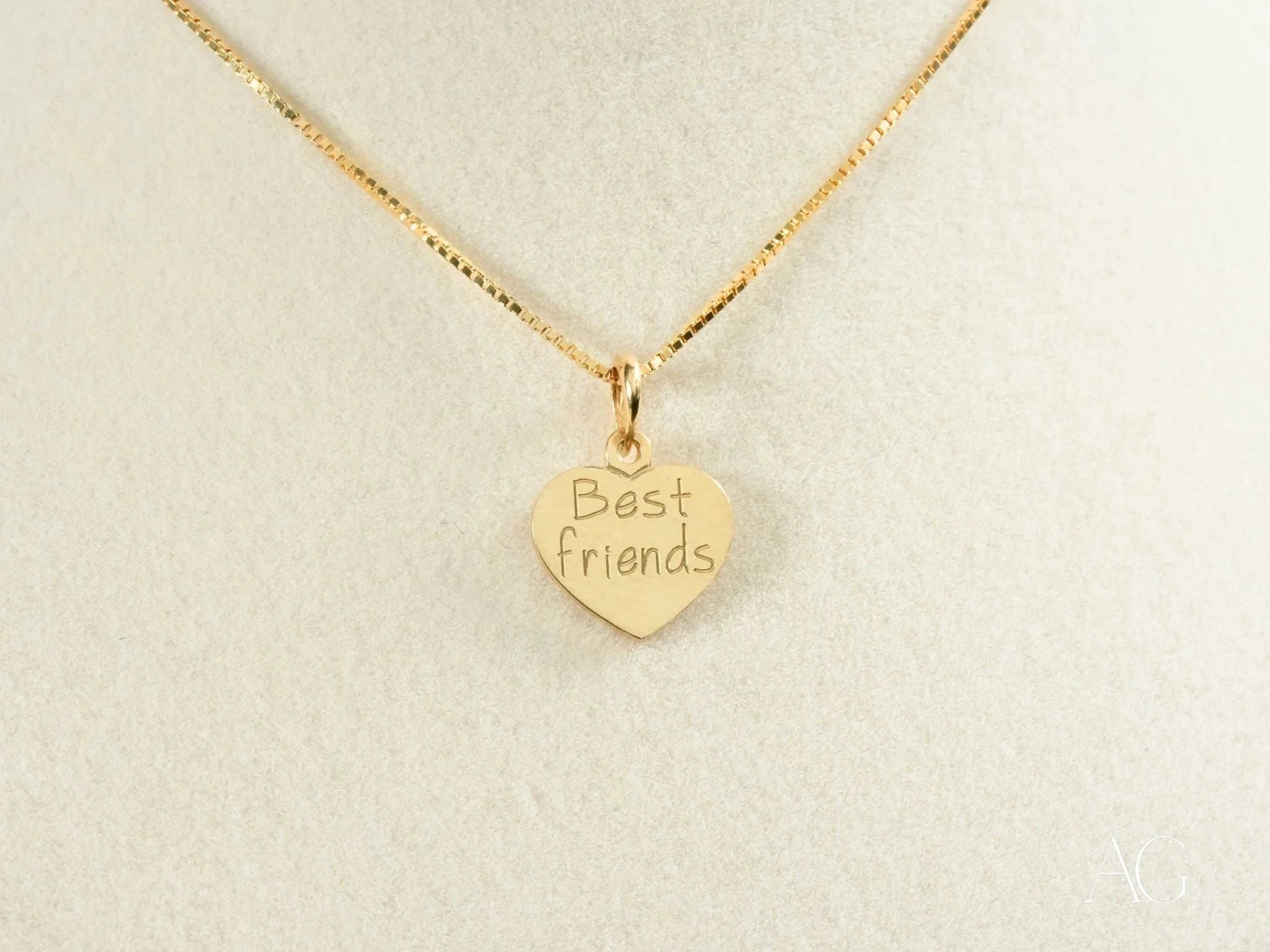 Best Friends Heart Pendant Necklace - Forever Hearts Jewelry Gift for Women & Girls - Perfect for Valentine's Day, Anniversary & Friendship Gifts
