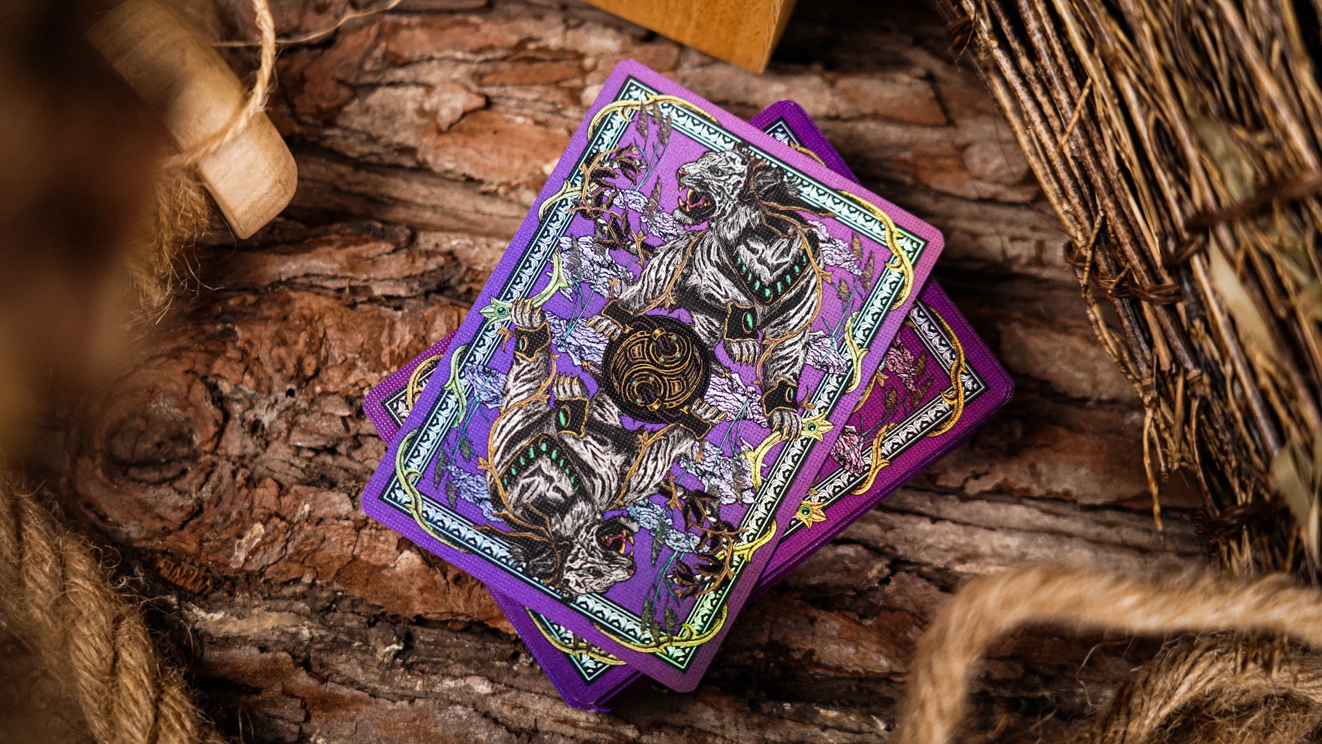 Premium White Tiger Gilded Playing Cards Set - Luxury Beech Wood Box - Perfect for Poker, Magic Tricks & Collectible Card Games