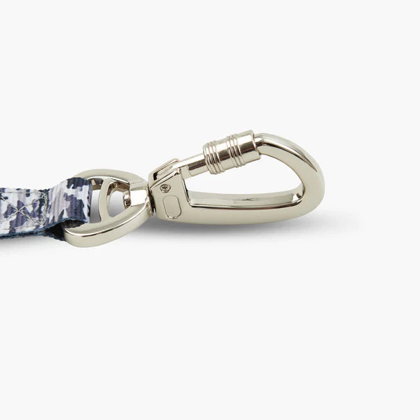 Dog Friendly Co. Classic Dog Leash - Grey Camouflage Design | Durable & Comfortable for Walks, Training & Outdoor Adventures