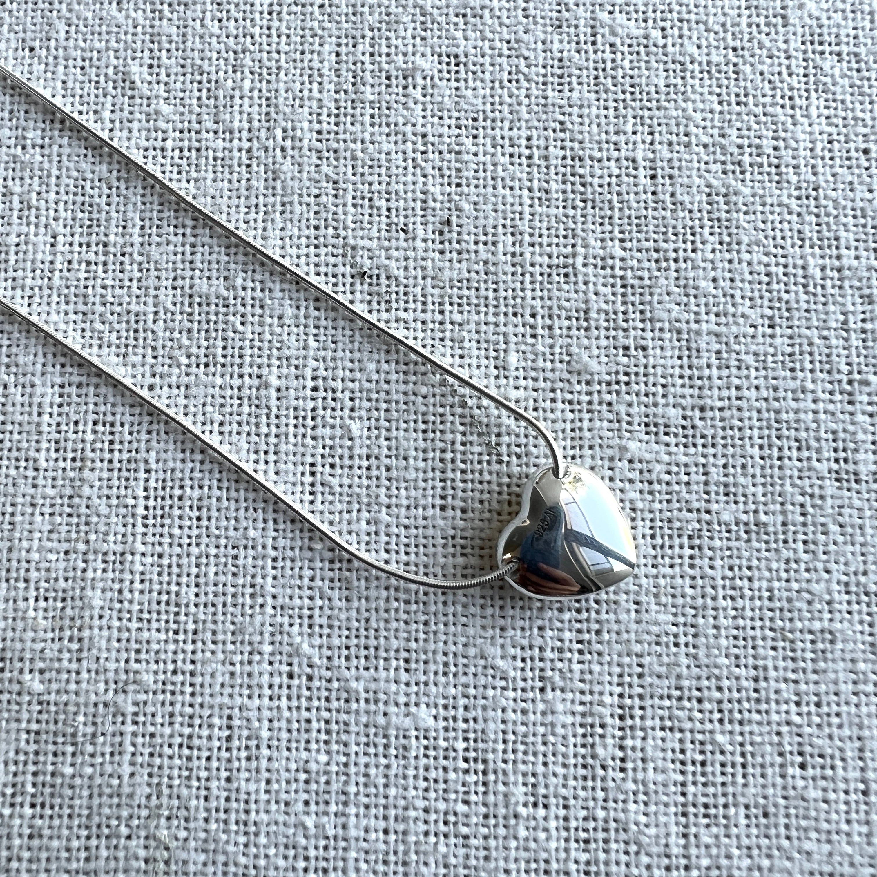 Elegant MOP Heart Necklace in Sterling Silver - Perfect for Valentine's Day Gifts, Anniversary Presents & Romantic Occasions