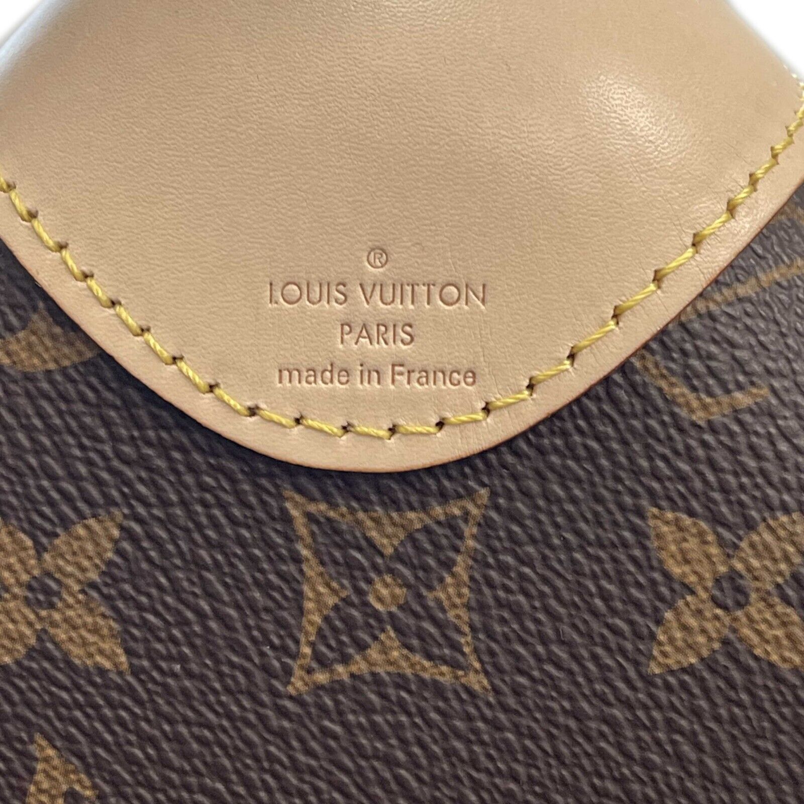 Authentic Louis Vuitton Horizon 70 Monogram Suitcase in Brown/Beige - Luxury Travel Luggage for Business Trips & Vacations