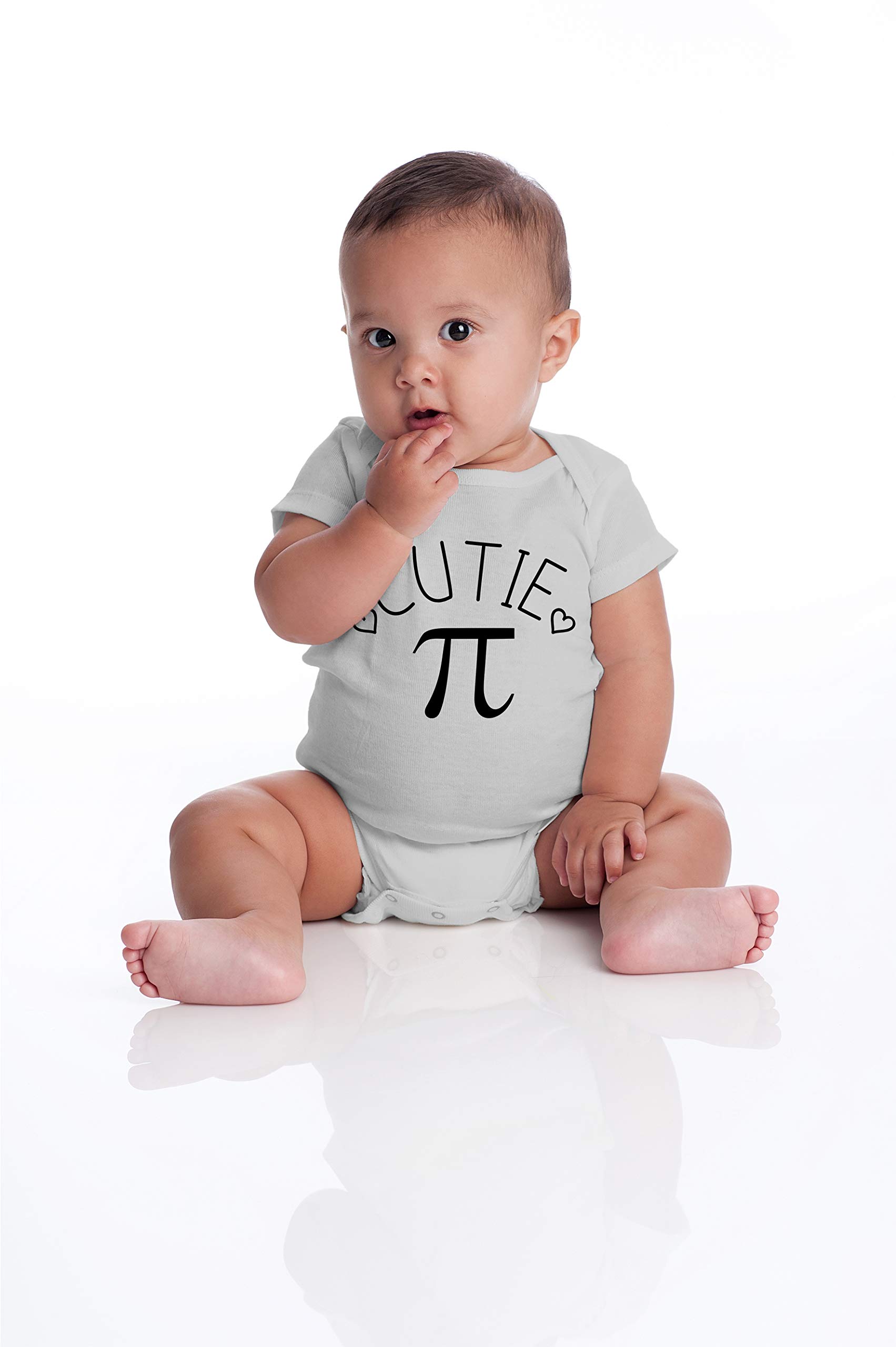 Funny Baby Bodysuit - Cute Newborn Romper for Boys & Girls - Playtime & Photo Outfits