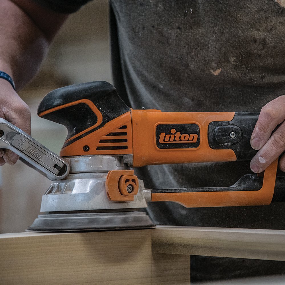 Triton TGEOS Geared Eccentric Orbital Sander - Professional Woodworking Power Tool for Sanding Floors, Furniture & DIY Projects