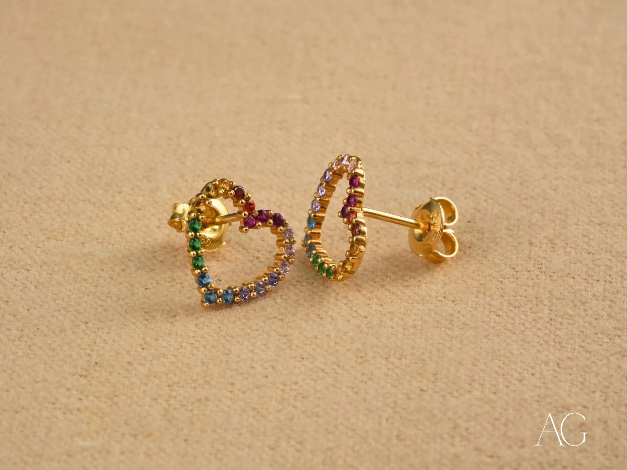 18k Gold CZ Multicolor Heart Earrings for Women - Rainbow Heart Stud Earrings - Perfect Gift for Valentine's Day, Anniversary & Birthday - Elegant Jewelry for Daily Wear & Special Occasions