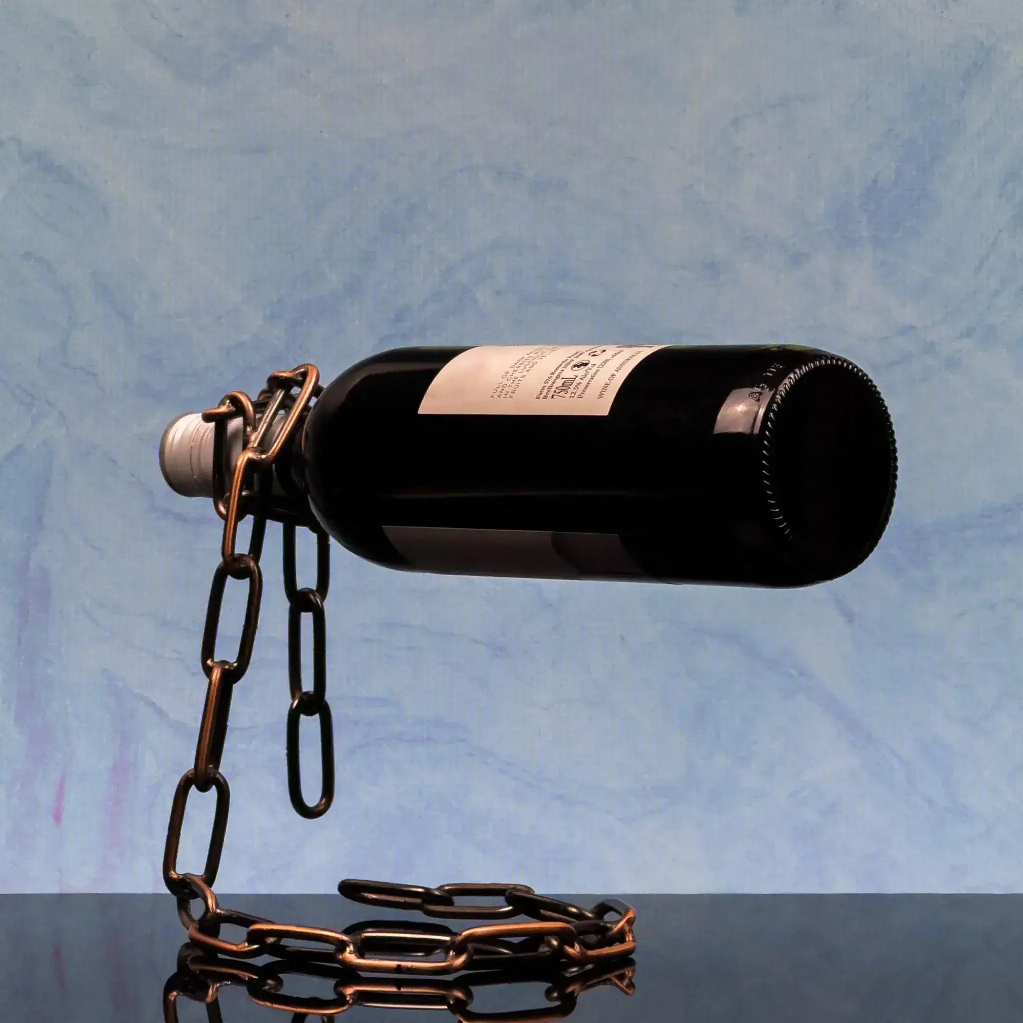 Elegant Metal Chain Link Wine Bottle Holder - Copper, Gold & Silver for Home Bar, Kitchen & Party Decor