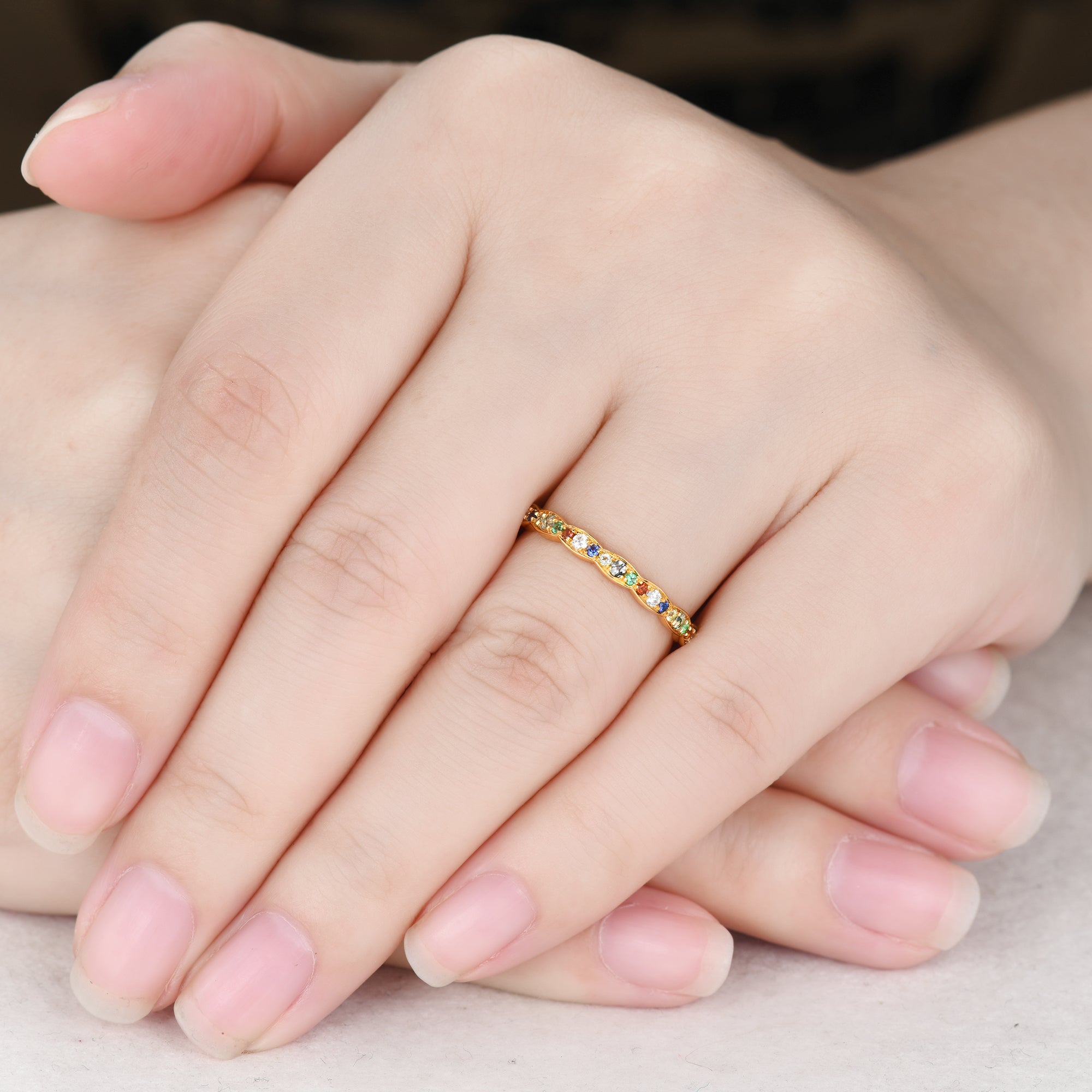 Moss Agate Wedding Band Family Birthstone Ring in Yellow Gold with Rainbow Colors - Perfect for Anniversaries, Engagements, and Special Occasions