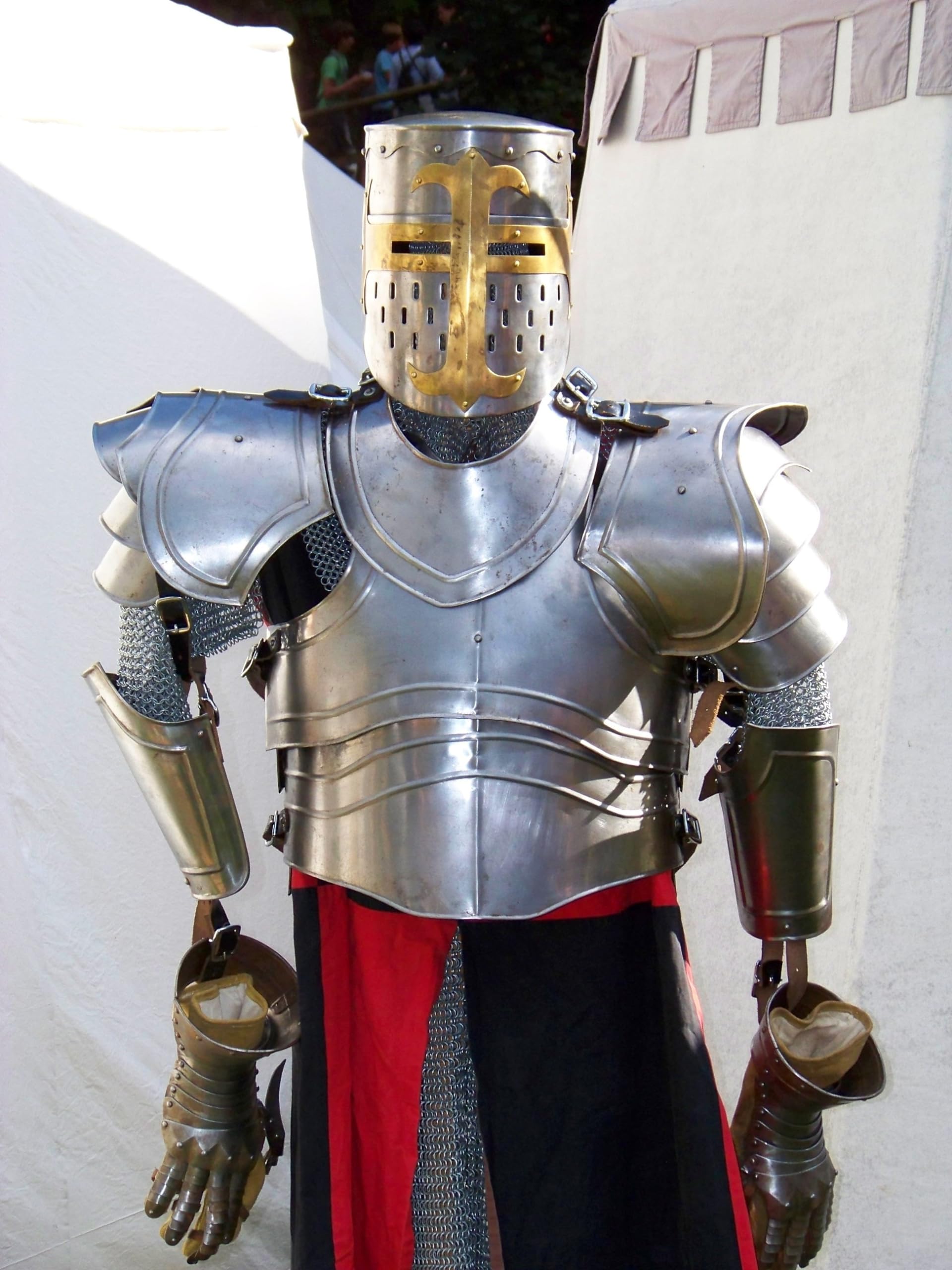 Swaggersoul Medieval Helmet - Silver Finish Knight Helmet for Cosplay, LARP, Renaissance Fairs & Historical Reenactments
