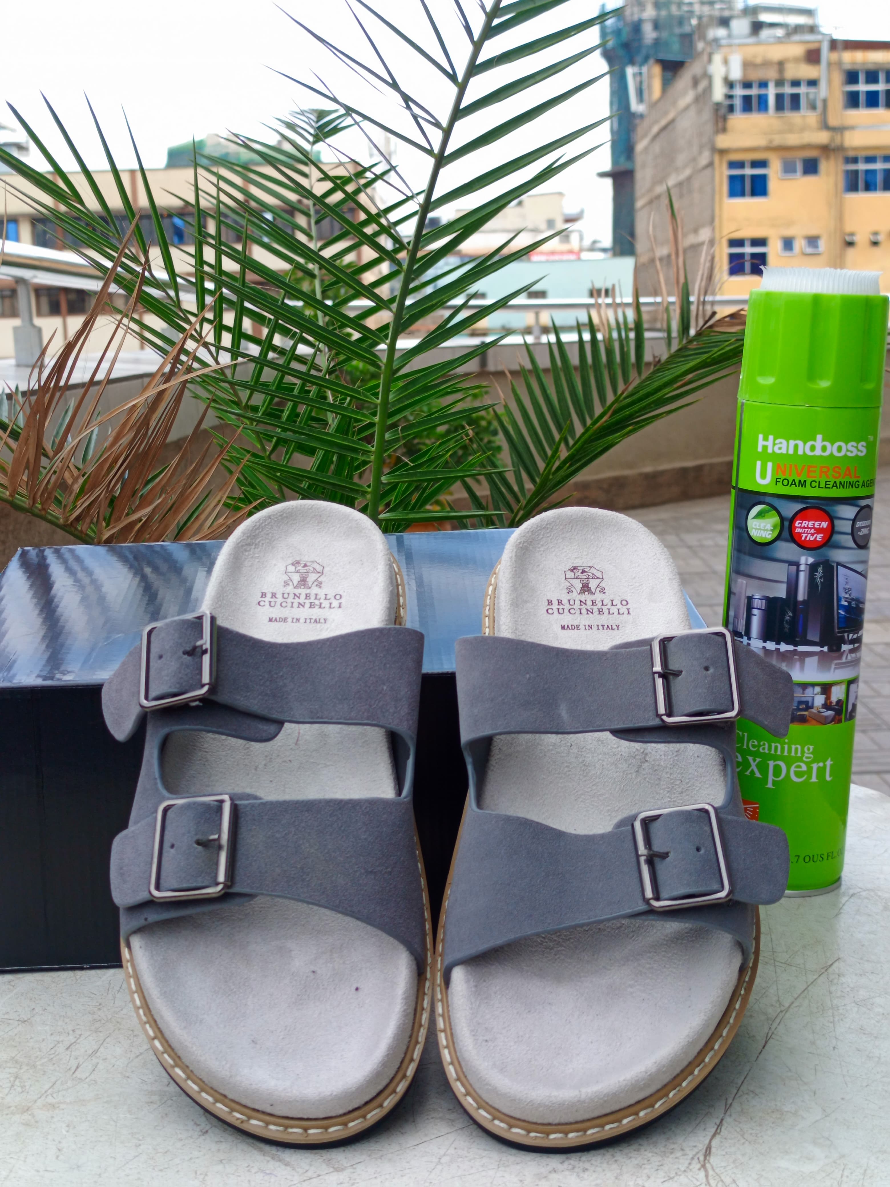 Comfortable Slide Sandals for Women & Men - Soft Cushioned Slippers for Beach, Pool, and Indoor Wear - Perfect Summer House Shoes