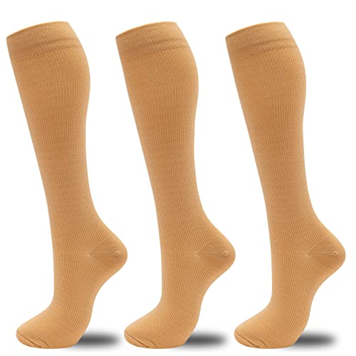 02-3pairs-nude