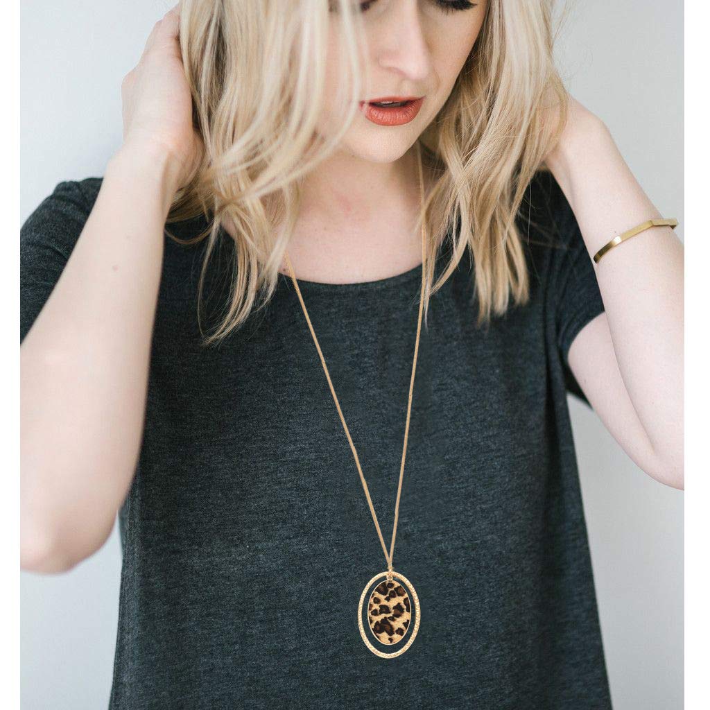 Women's Long Leopard Print Necklace - Gold Chain with Cheetah Pendant - Stylish Animal Print Leather Necklace for Casual Wear, Date Night & Boho Fashion
