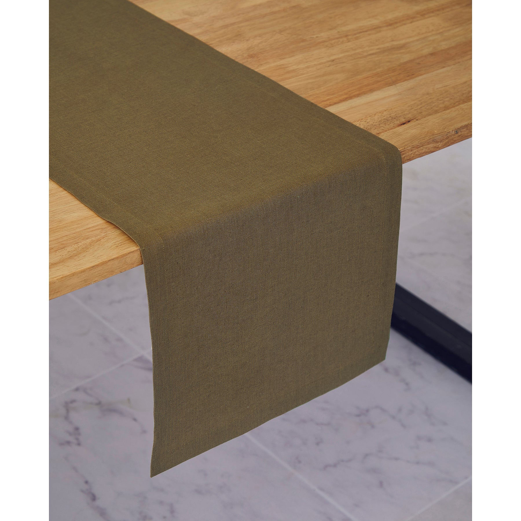Elegant Diana Medium Weight Table Runner - Perfect for Dining Tables, Weddings, and Holiday Decor