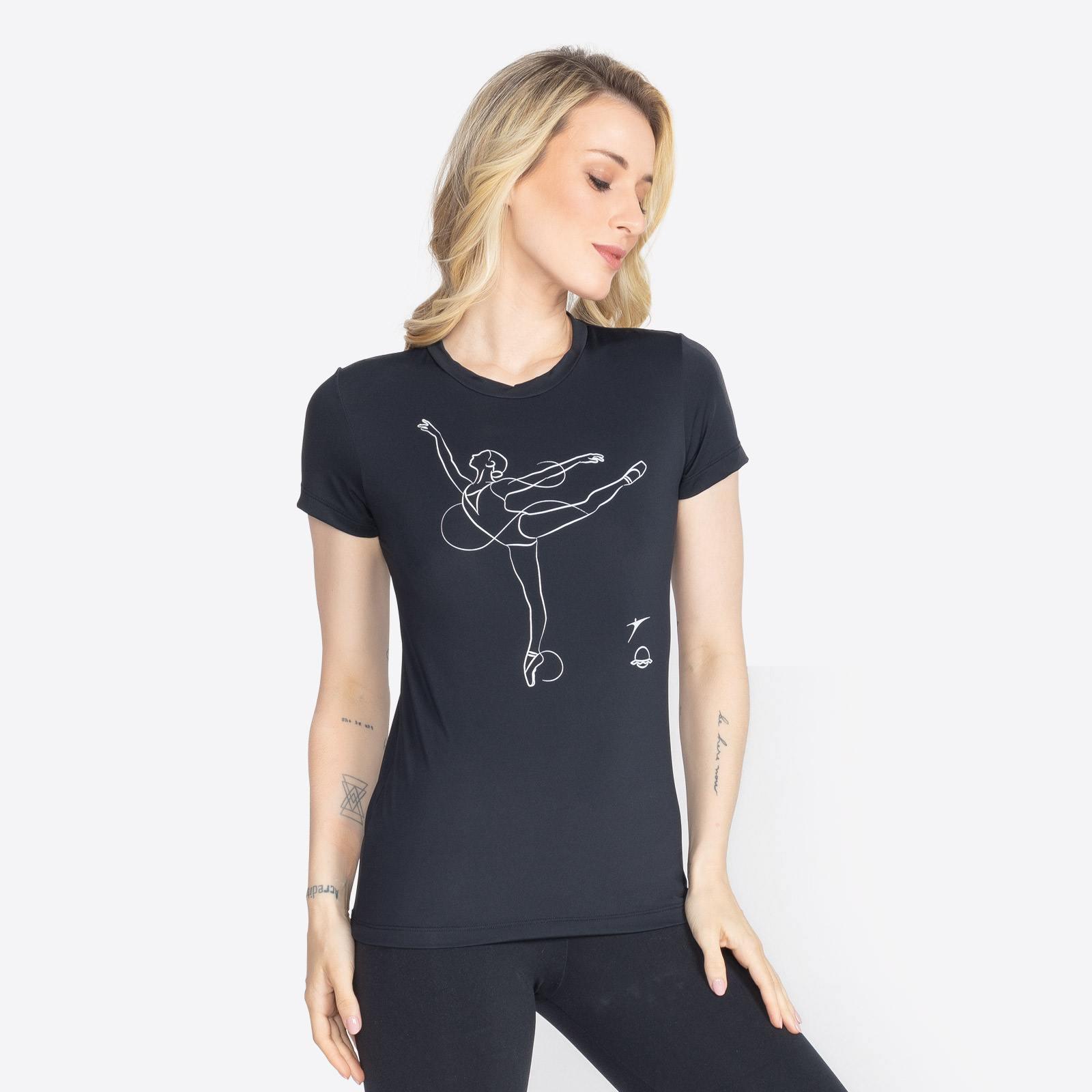 Só Dança Adult Fitted Tee - Comfortable Dance T-Shirt for Women, Stretchy & Breathable Fabric, Perfect for Ballet, Jazz & Contemporary Dance Classes