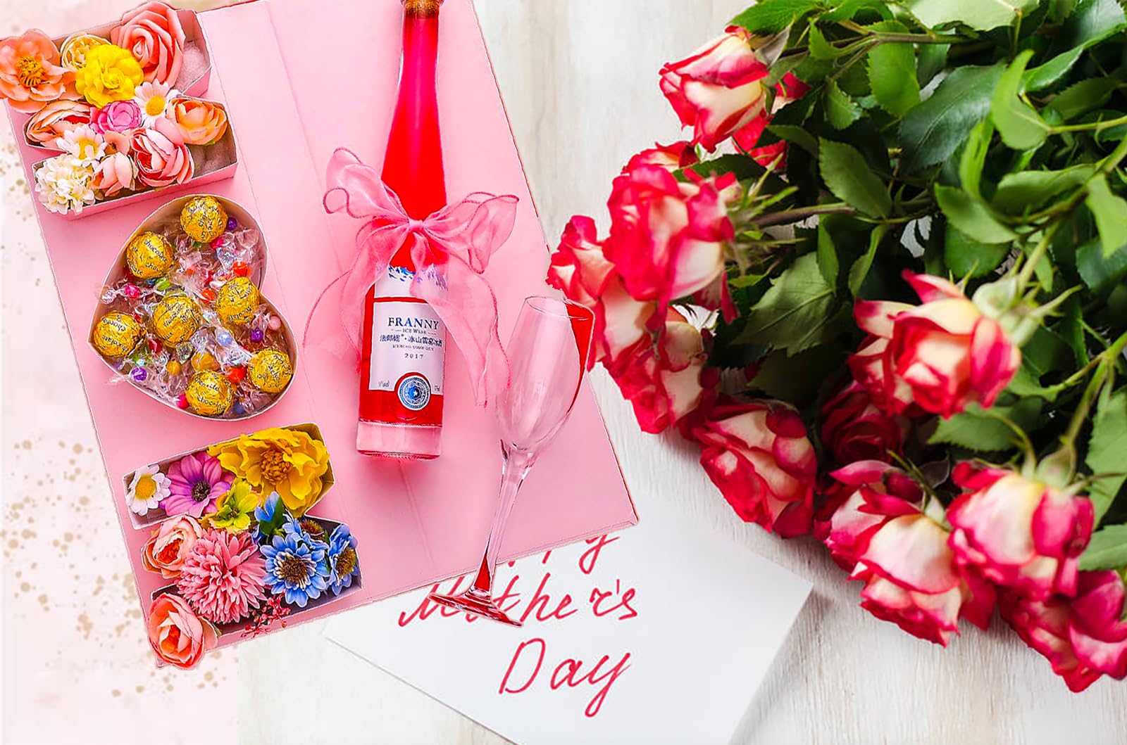 Personalized MOM Letter Gift Box - Fillable Cardboard Letter for Flowers, Chocolates, Jewelry (22x8x4 inches) | Luxury Mother's Day, Birthday & Special Occasion Gift Packaging | Perfect for Floral Arrangements, Candy Bouquets & Surprise Presents