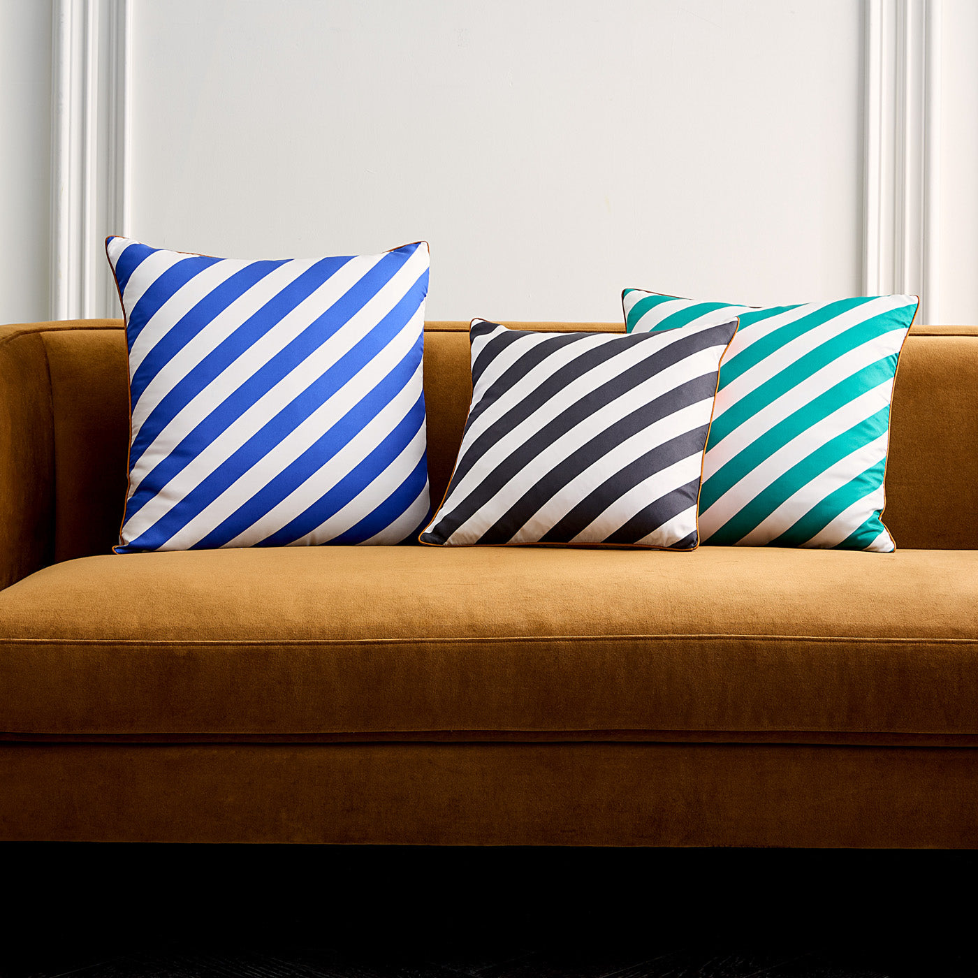 Luxury Cabana Black & Ivory Silk Pillowcase - Soft & Breathable for Better Sleep - Perfect for Bedroom, Hotel, or Spa Decor