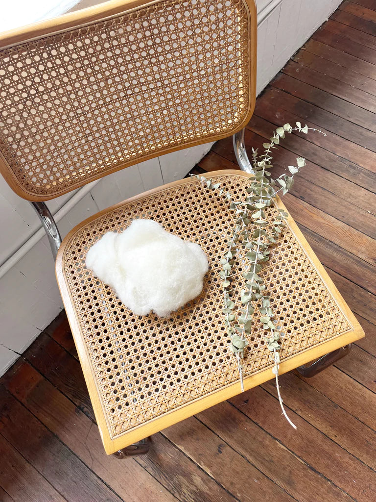 Premium Loose Sheep Wool for Knitting, Crochet & Felting - Natural Undyed 100% Wool Fiber for Handcrafts, DIY Projects & Home Decor