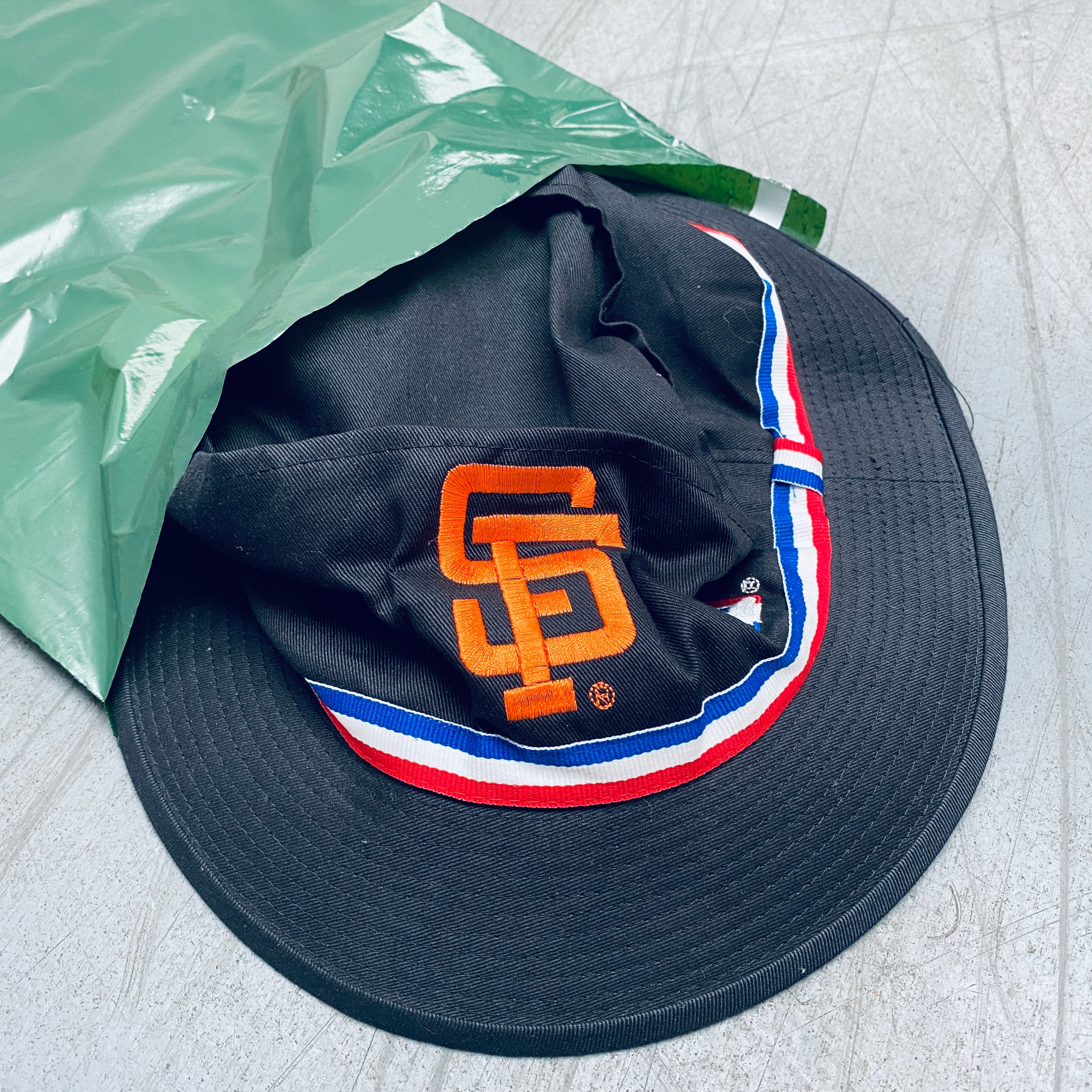 Vintage 1990s San Francisco Giants DEADSTOCK Campri Bucket Hat - BNWT & Authentic MLB Merchandise | Perfect for Baseball Games, Retro Fashion & Collectors