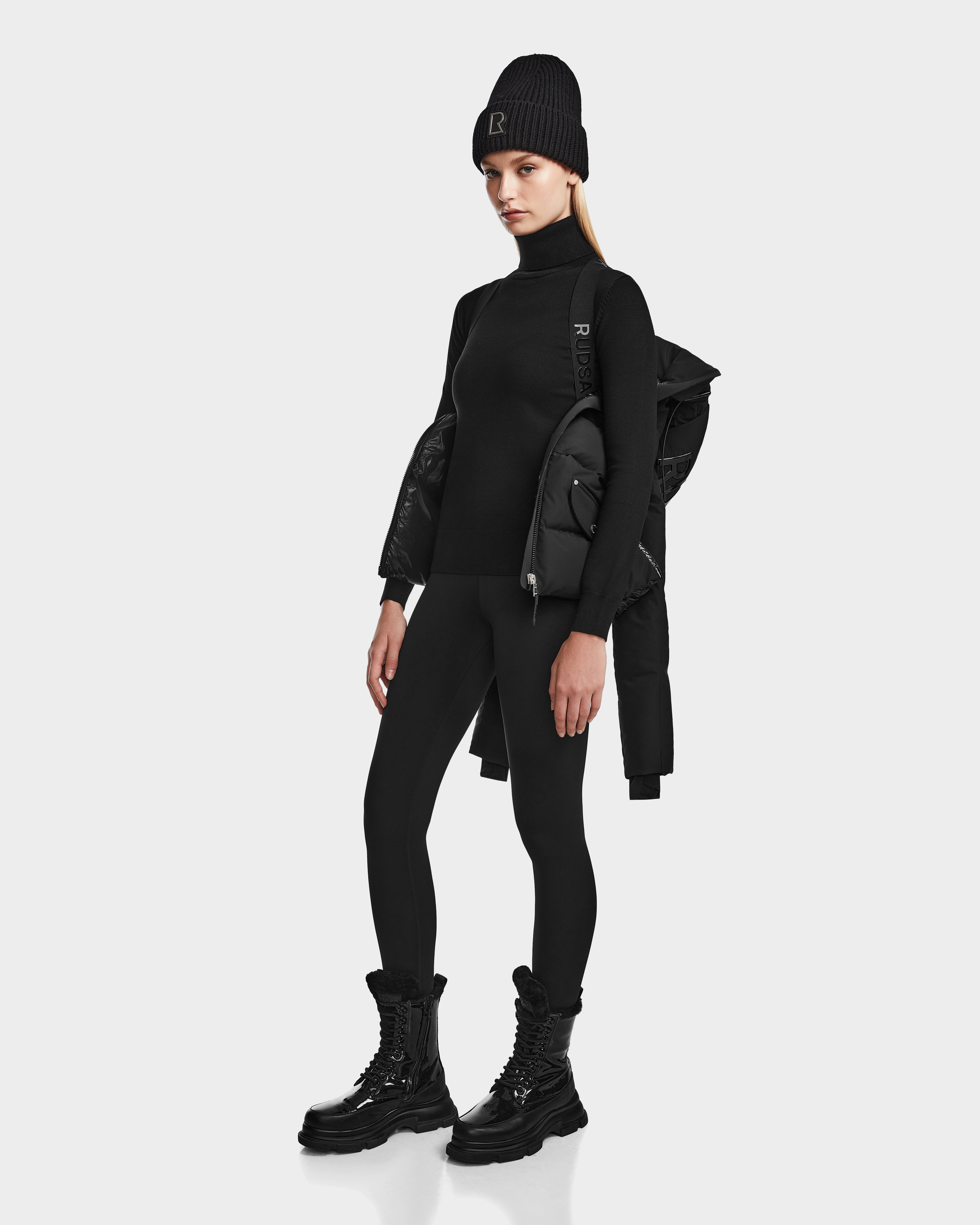 CAIRA 8122501 Black - Stylish and Durable for Everyday Use | Perfect for Home, Office, and Travel