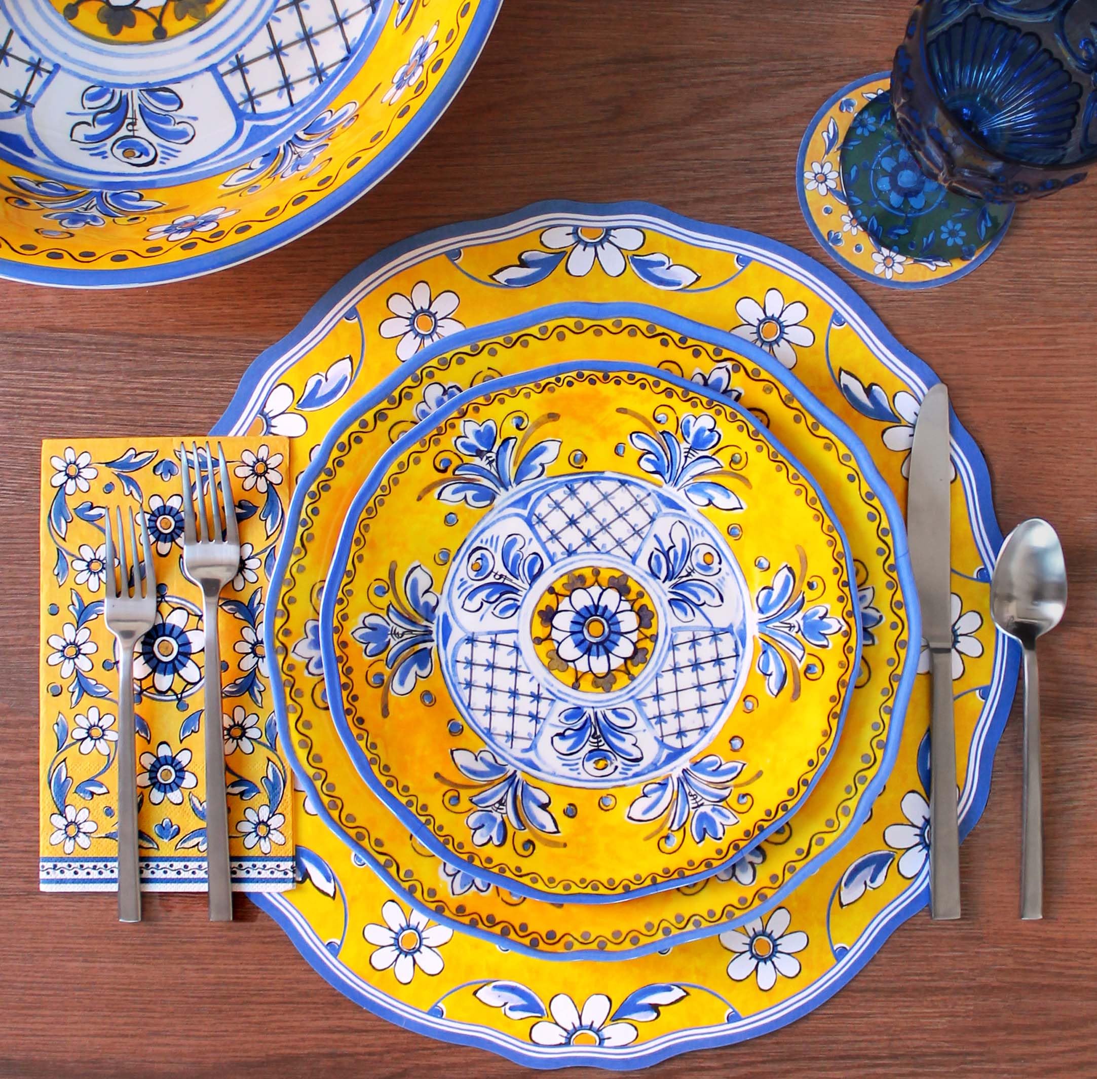 Le Cadeaux 18-Piece Luxury Melamine Dinnerware Set - Service for 6 (Benidorm Collection) - Shatterproof & Elegant Tableware for Indoor/Outdoor Dining, Entertaining & Special Occasions