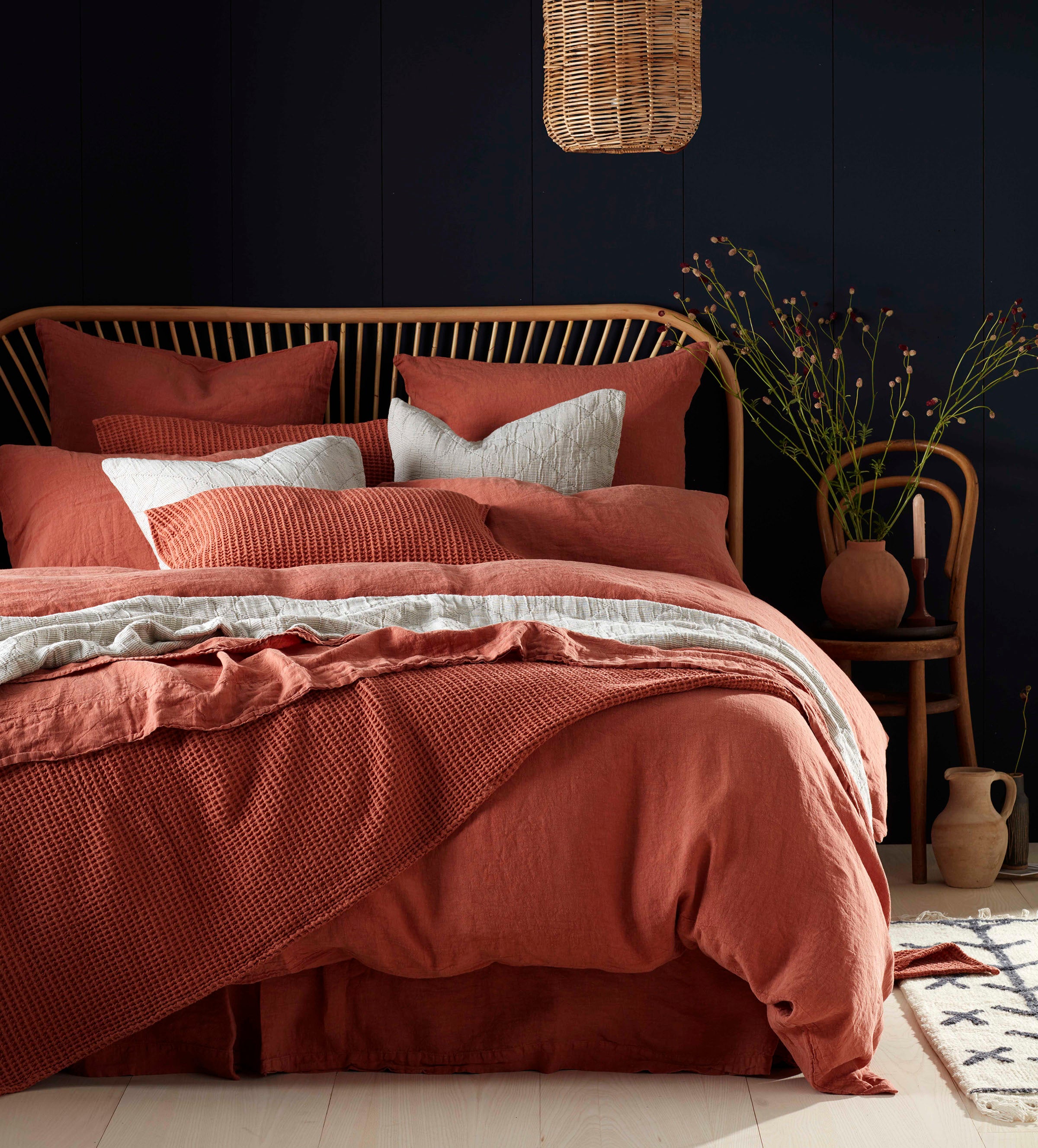 100% Pure Linen Duvet Cover Set - Breathable & Hypoallergenic Bedding for All Seasons - Perfect for Master Bedroom, Guest Room & Vacation Homes