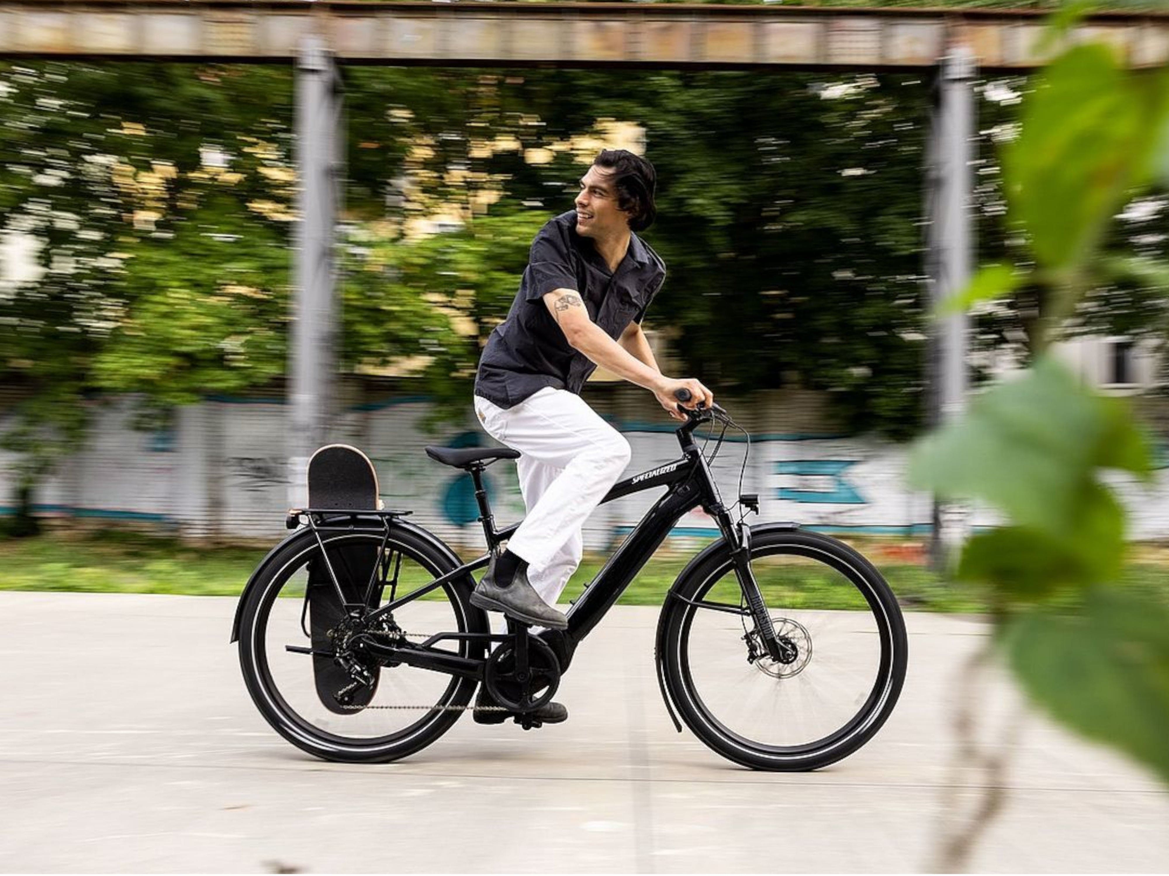 Specialized Turbo Vado 4.0 Electric Bike - High Performance Commuter E-Bike with Long Battery Life | Perfect for Urban Commuting, Leisure Rides & Eco-Friendly Transportation