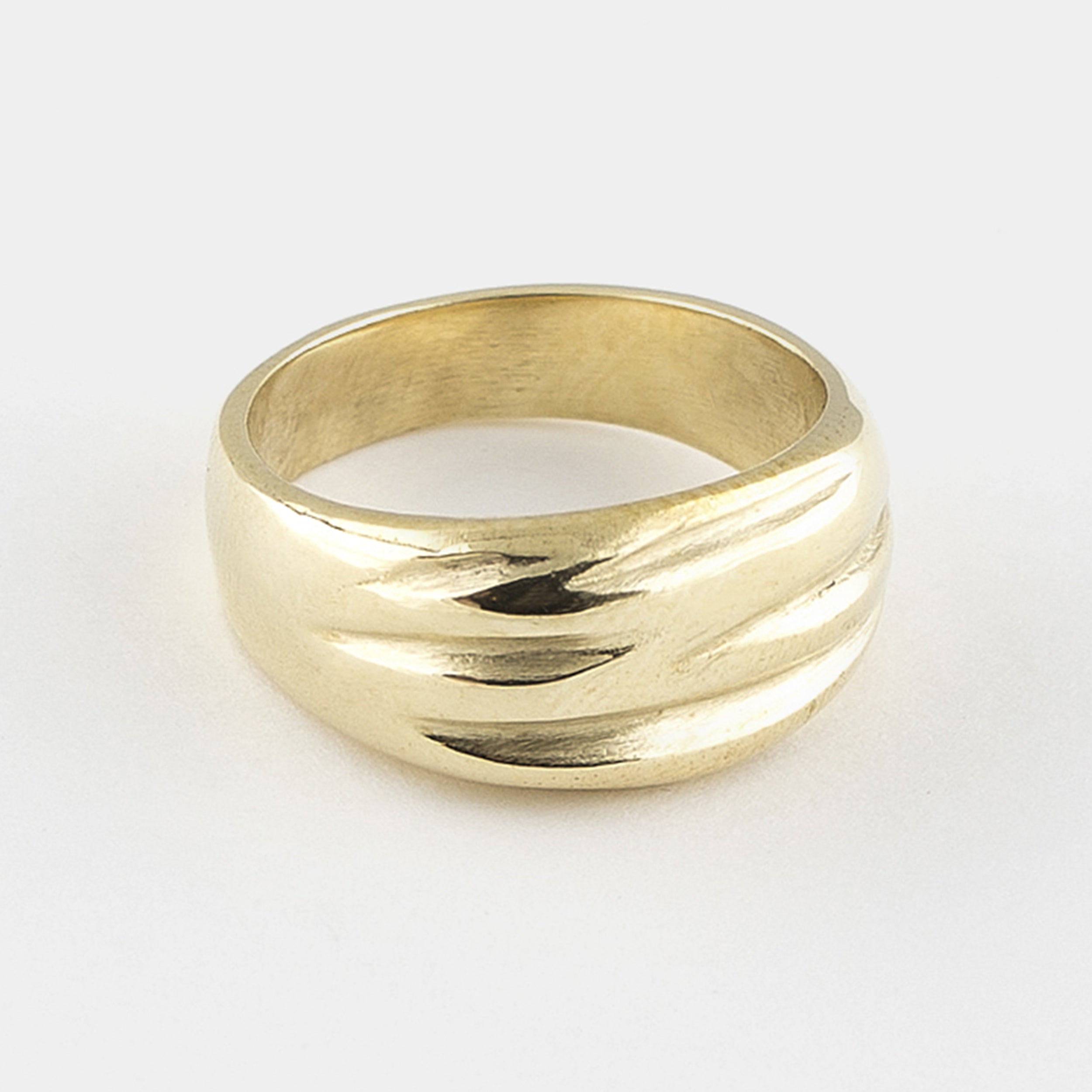 Le Chemin Gold Ring - Elegant 18K Gold Plated Ring for Women, Perfect for Weddings, Anniversaries & Special Occasions