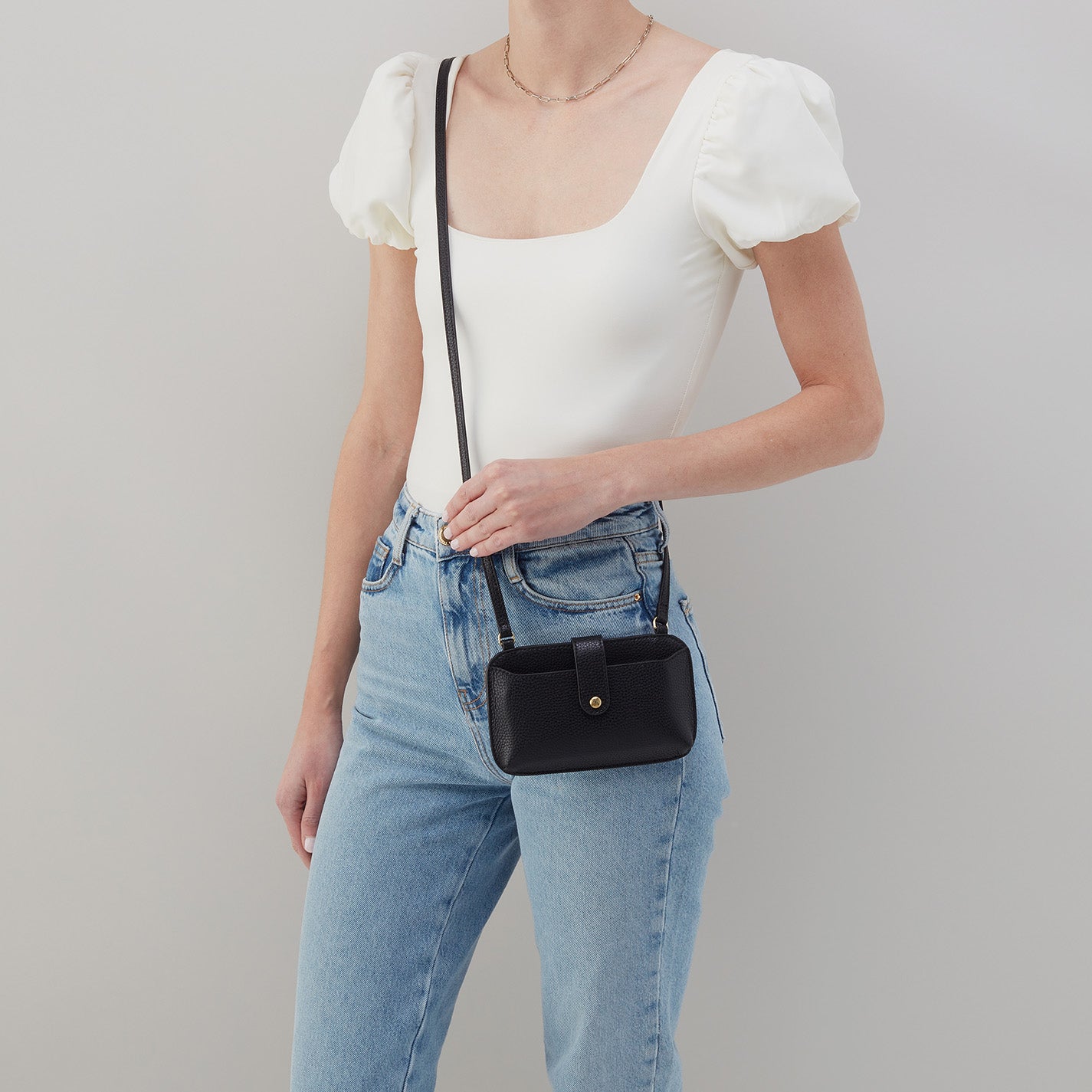 Vida Phone Crossbody Bag in Micro Pebbled Leather - Black | Small Leather Purse for Women | Perfect for Everyday Use, Travel & Shopping