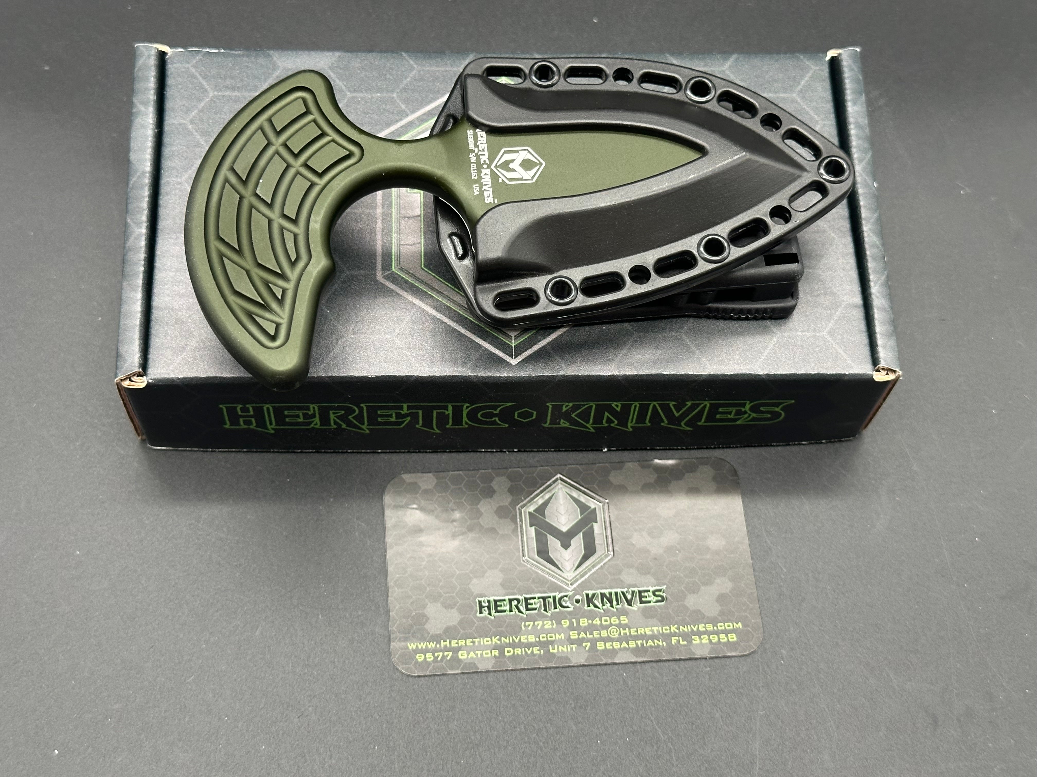 Heretic Sleight Push Dagger - Green Aluminum Handle (2.8