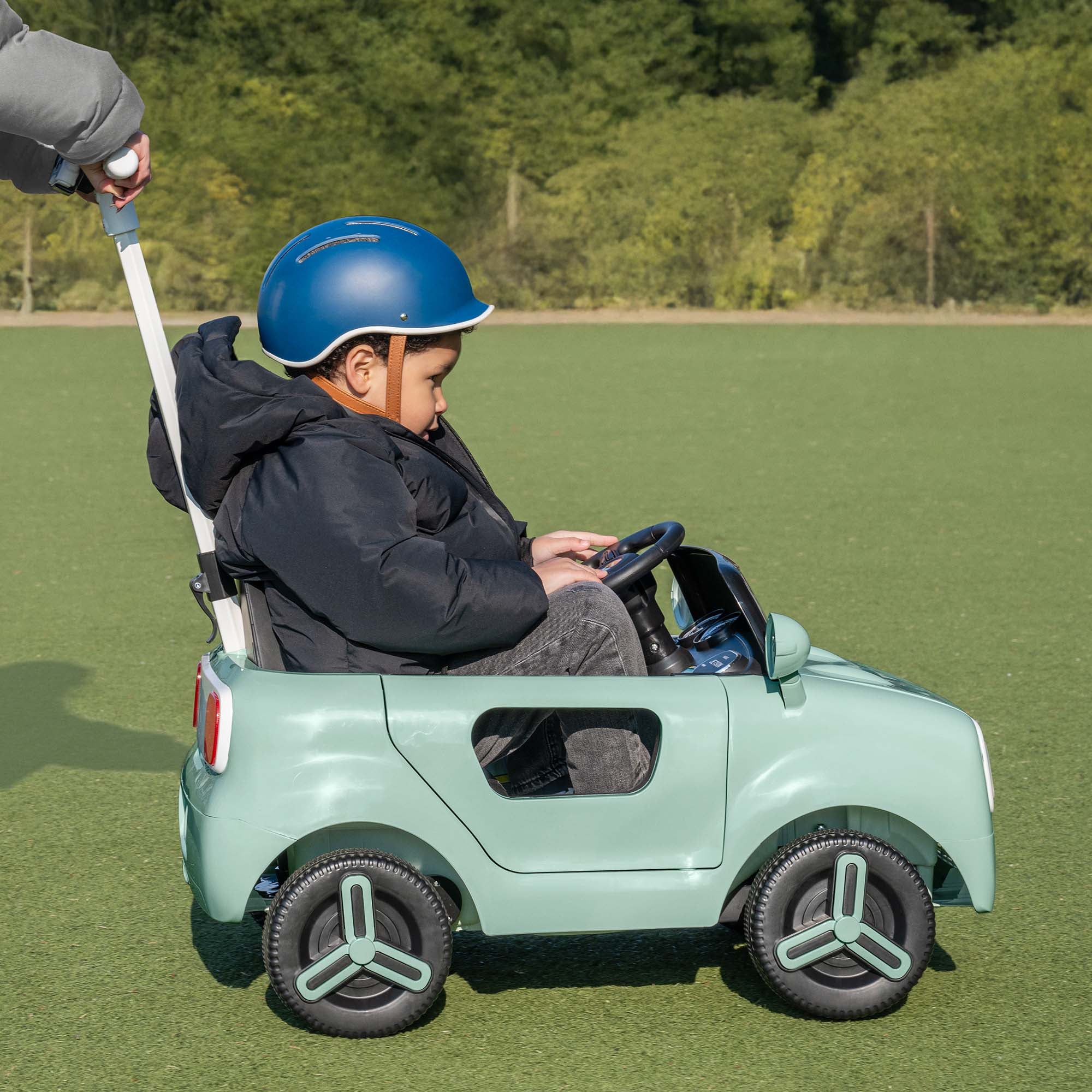 Mako Kids 6V Electric Ride On Car - Battery Powered Toy Vehicle for Boys & Girls Ages 3-5 - Outdoor & Indoor Play, Birthday Gift Idea