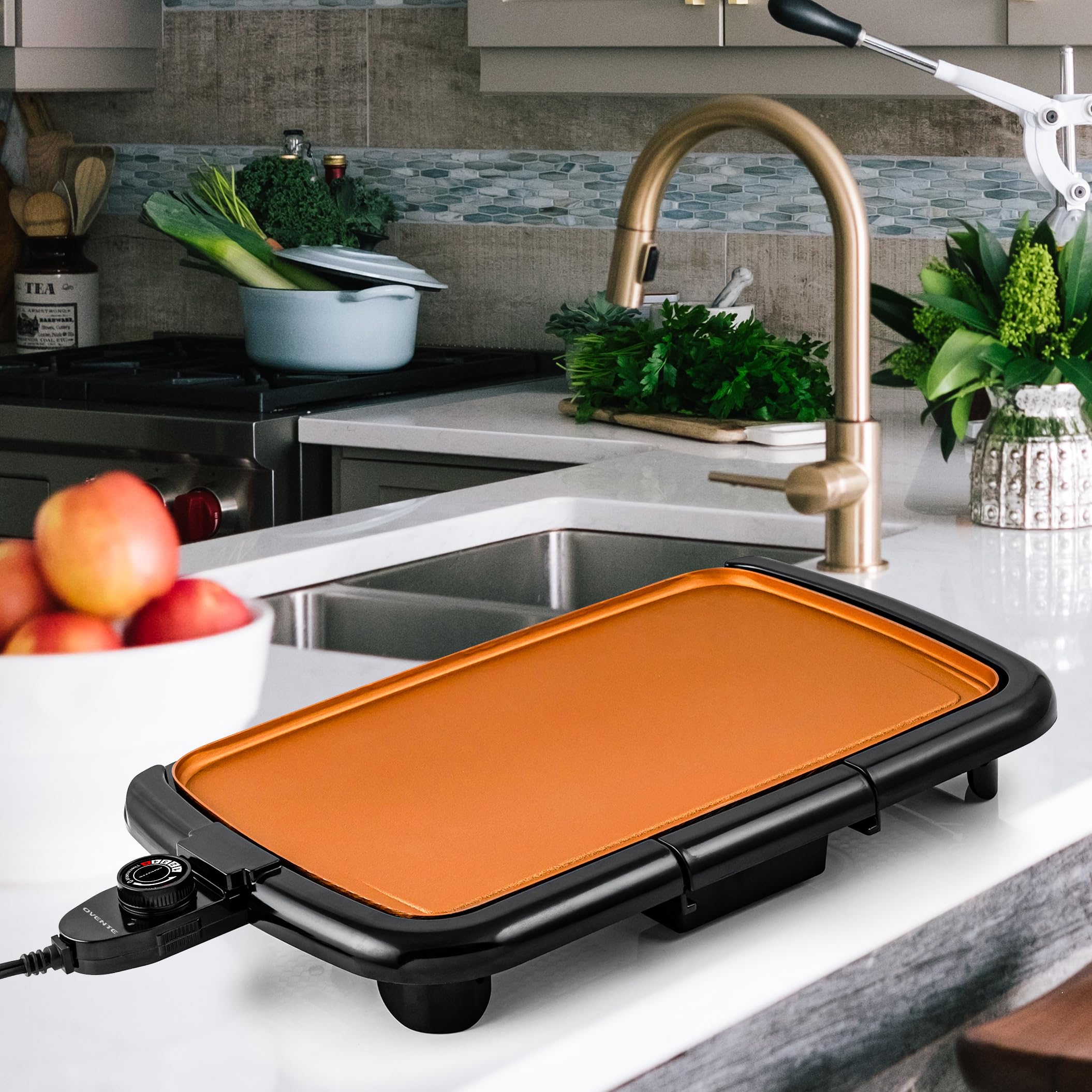 OVENTE Electric Griddle 16 x 10 Inch Non-Stick Surface, Adjustable Temperature Control - Perfect for Pancakes, Burgers, Eggs & More | Indoor Cooking, Breakfast Making, Family Gatherings & Camping Use