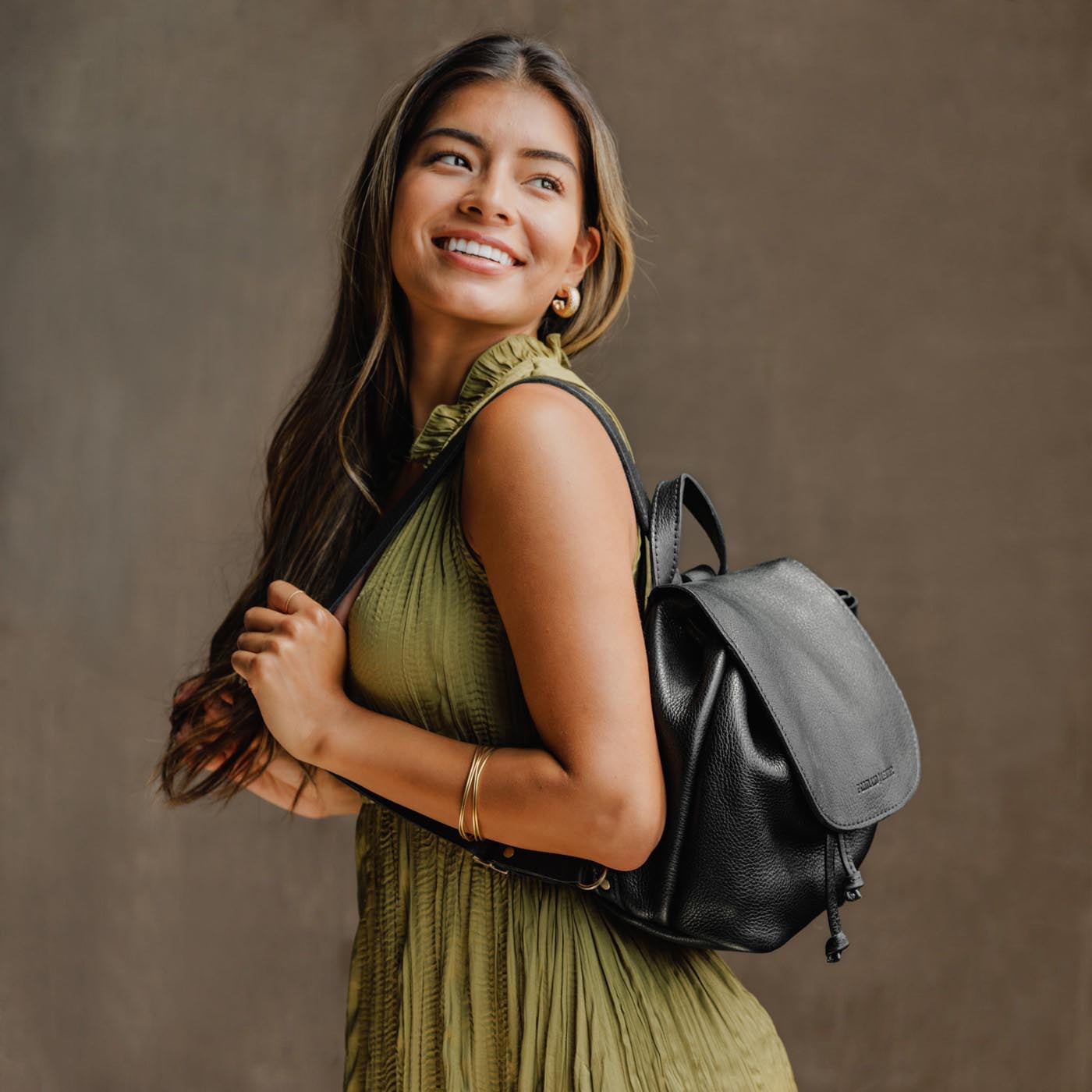 Bucket Backpack - Large Capacity Waterproof Travel Backpack for Hiking, Camping & Outdoor Adventures | Durable & Stylish Daypack for Men & Women
