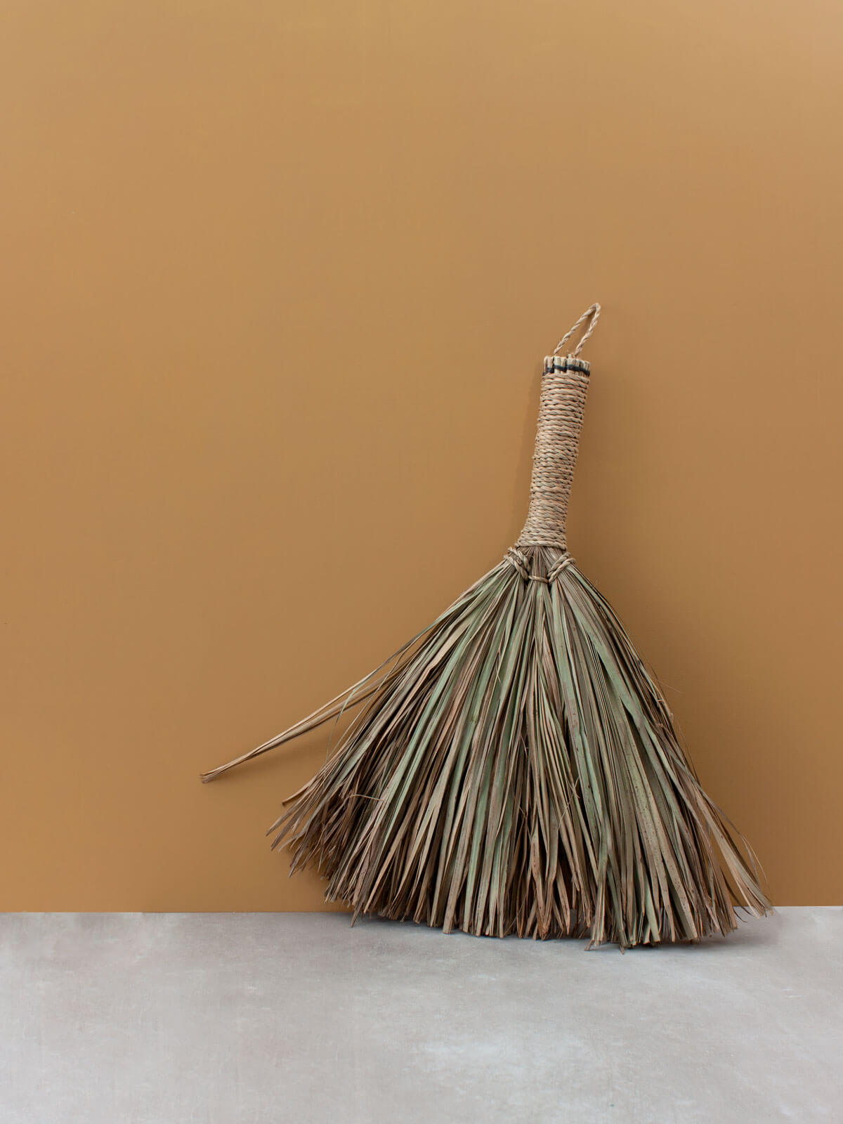 Eco-Friendly Palm Leaf Broom - Large Natural Fiber Broom for Outdoor Cleaning, Patio, Deck & Garden Use