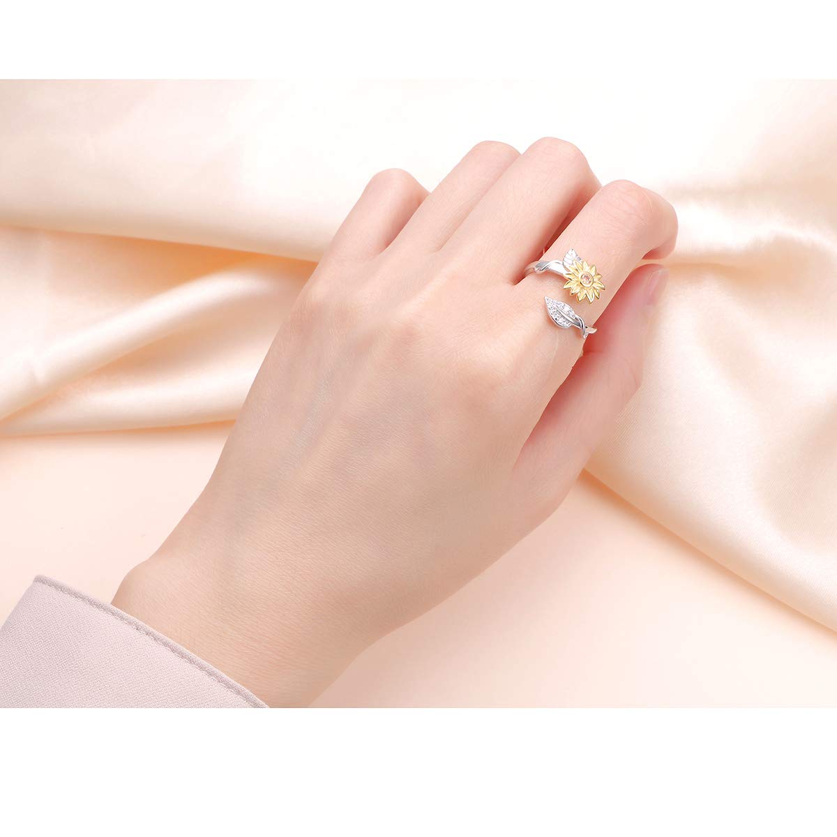 DAOCHONG Sterling Silver Sunflower Ring with CZ Stones - 'You Are My Sunshine' & 'I Love You' in 100 Languages - Anxiety Relief Spinner Ring for Women - Perfect Gift for Mom, Wife, Girlfriend (Birthday, Anniversary, Valentine's Day)