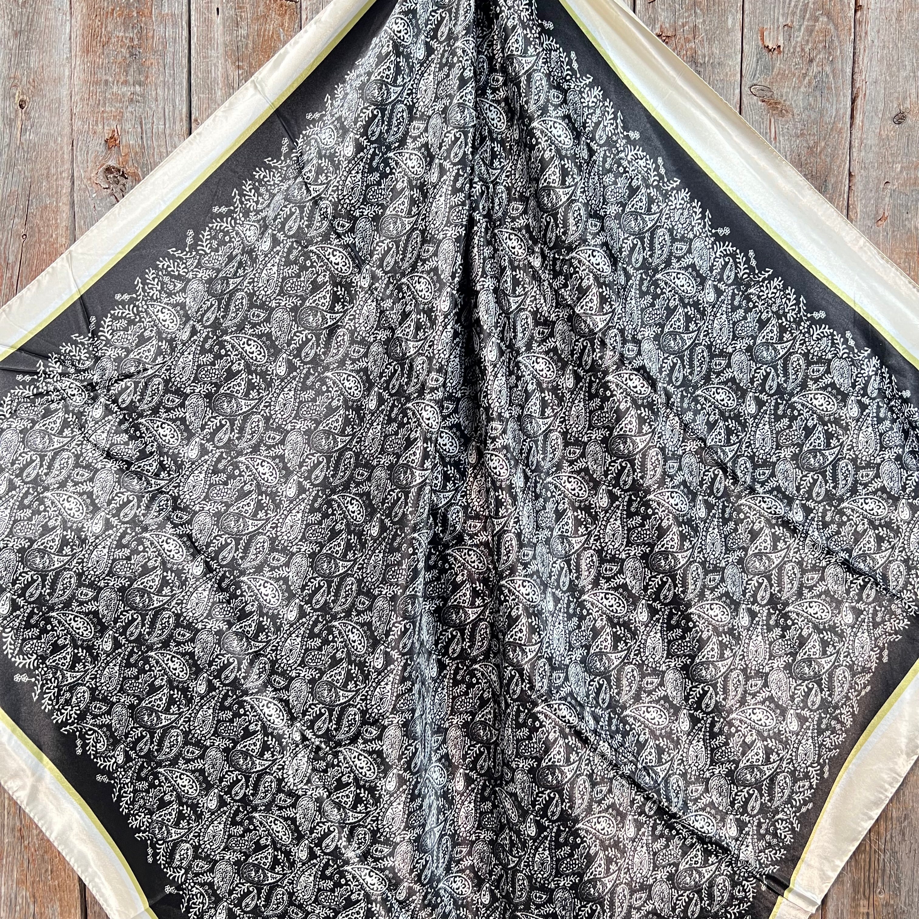 35X35 Black & Cream Paisley Wild Scarf for Cowboy & Cowgirl - Western Bandana Neckwear for Riding, Rodeo & Outdoor Activities WR3407