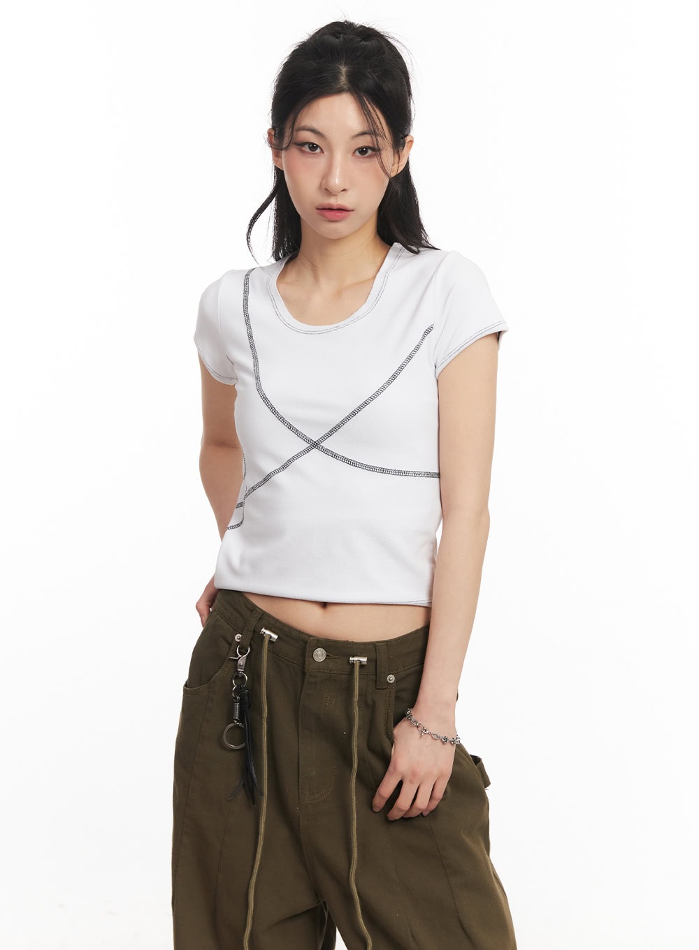 Trendy Contrast Stitch Crop Tee CA514 - Women's Fashion Top for Casual Outfits & Streetwear