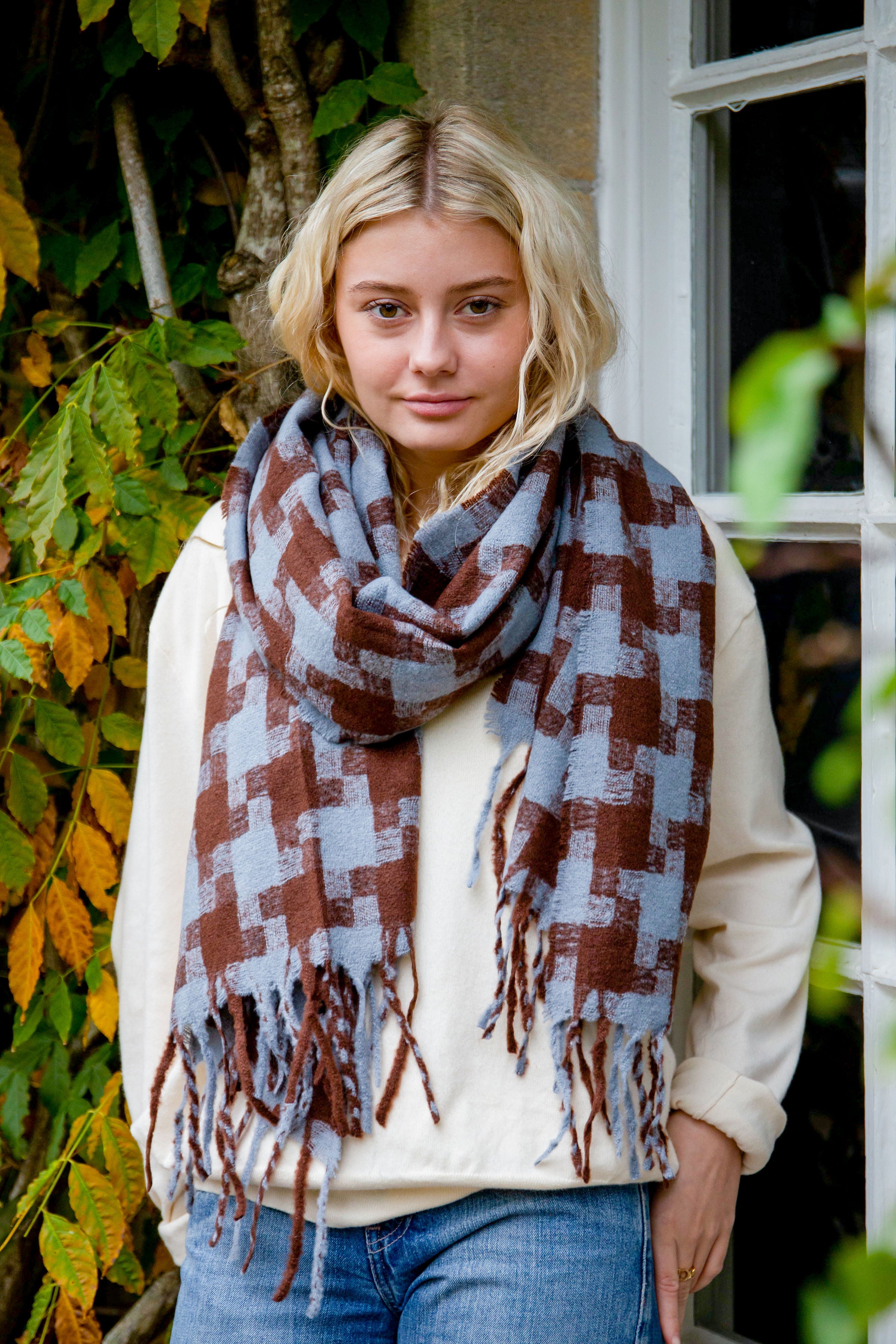 Custom Engraved Chocolate Gifts & Stylish Dusky Blue Scarf Set - Perfect for Valentine's Day, Anniversary Presents and Thoughtful Gift Giving