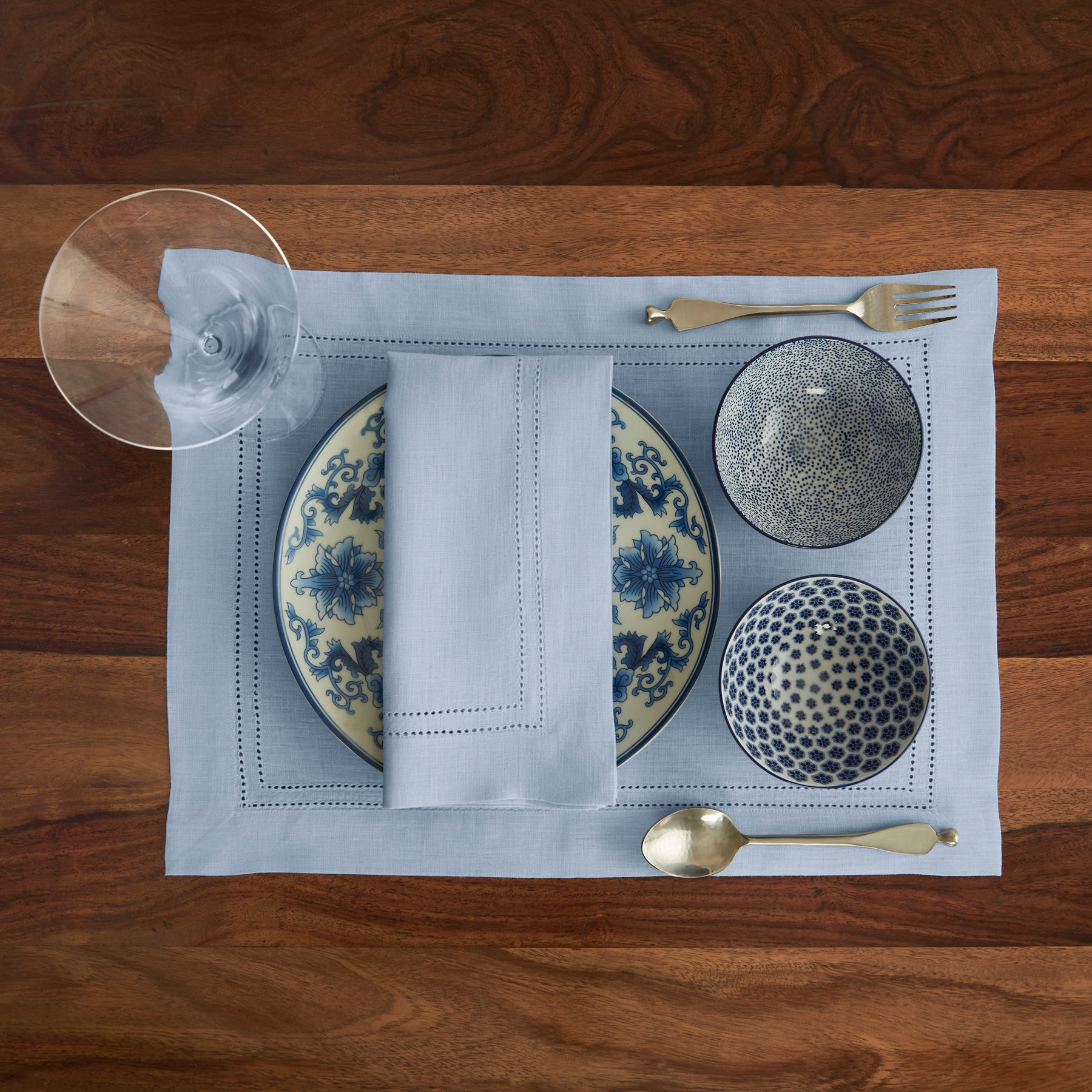 Premium Linen Double Hemstitch Placemats Set of 4 - Elegant Table Decor for Dining Room, Kitchen, and Special Occasions