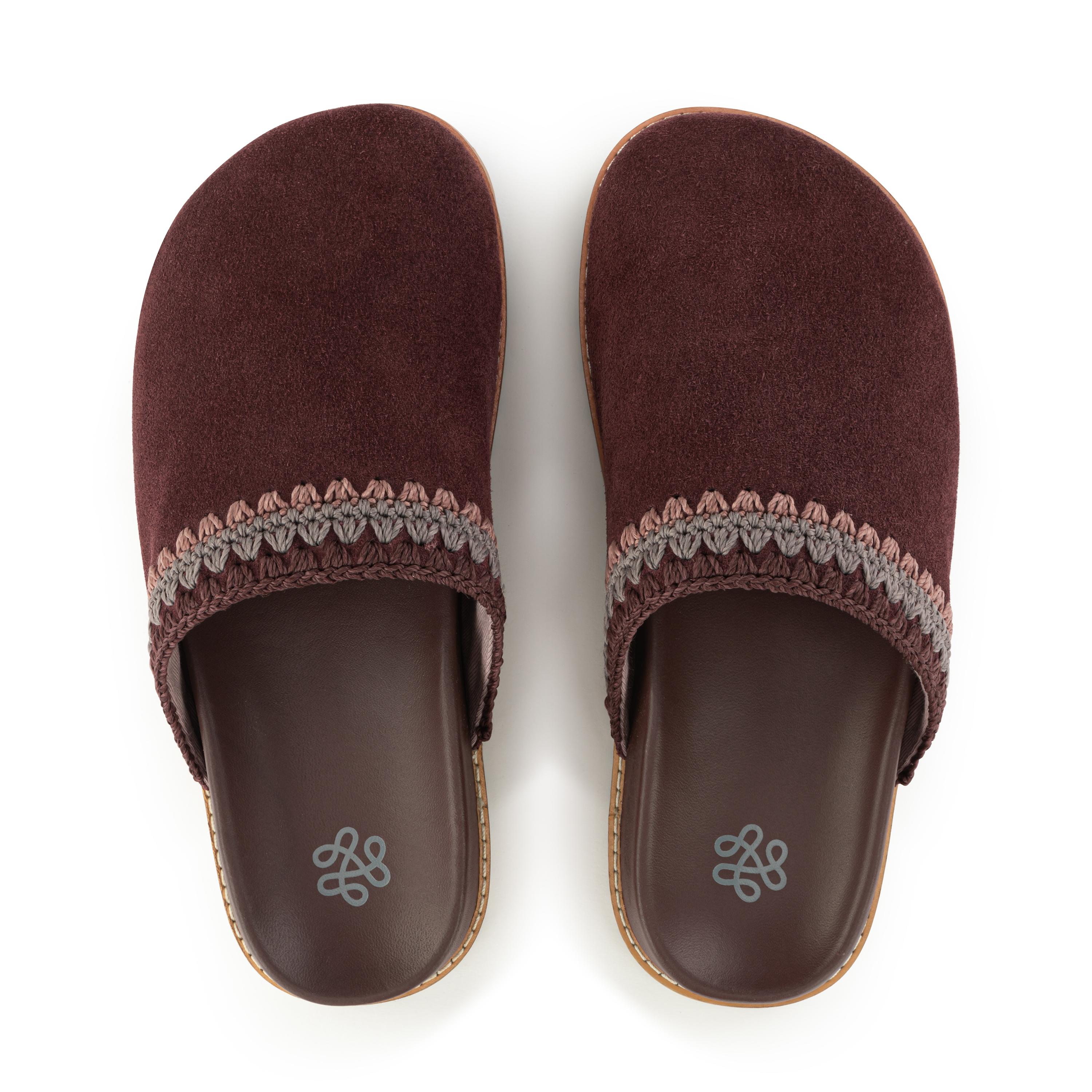 Bolinas Leather Lug Sole Clog - Comfortable Slip-Resistant Shoes for Women & Men - Perfect for Casual Wear, Outdoor Activities & Home Use