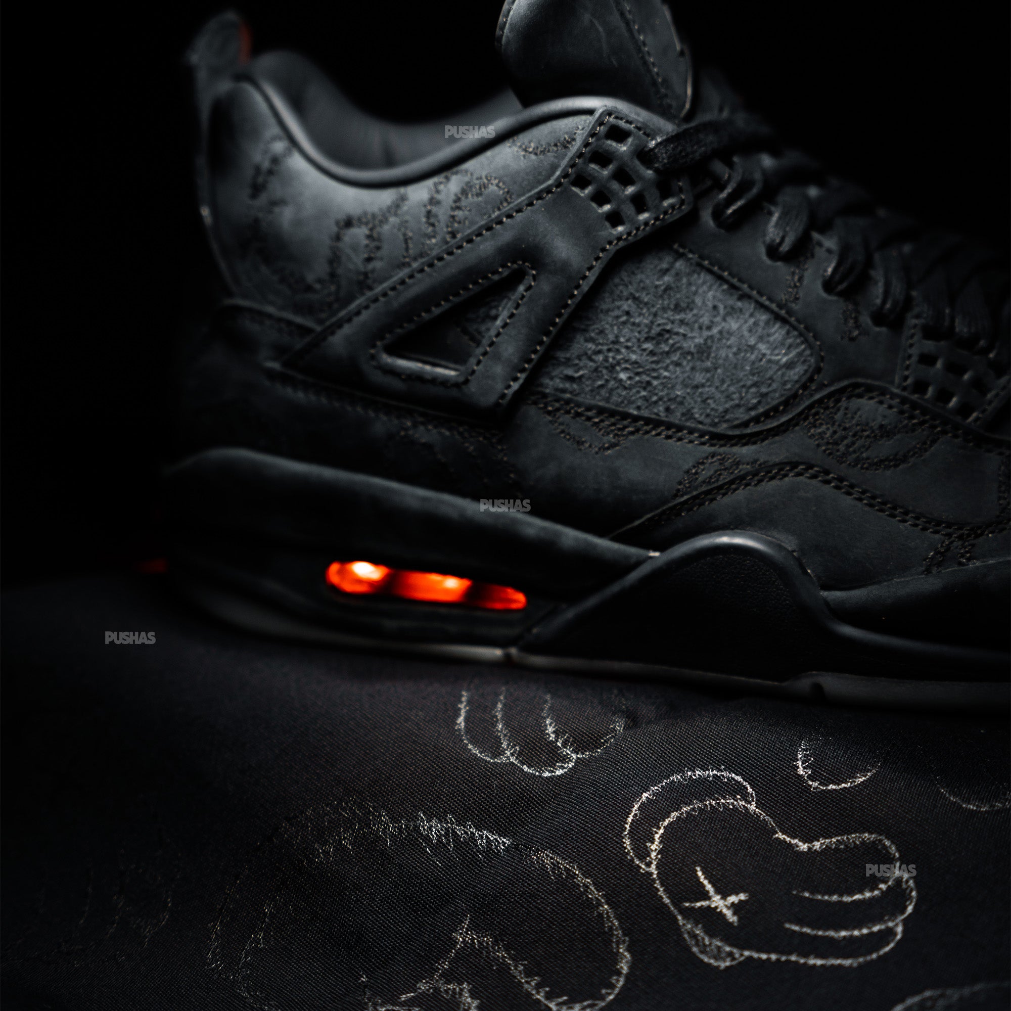 Air Jordan 4 Retro 'Kaws Black' Sneakers (2017) - Men's Limited Edition Basketball Shoes for Streetwear & Sneaker Collectors