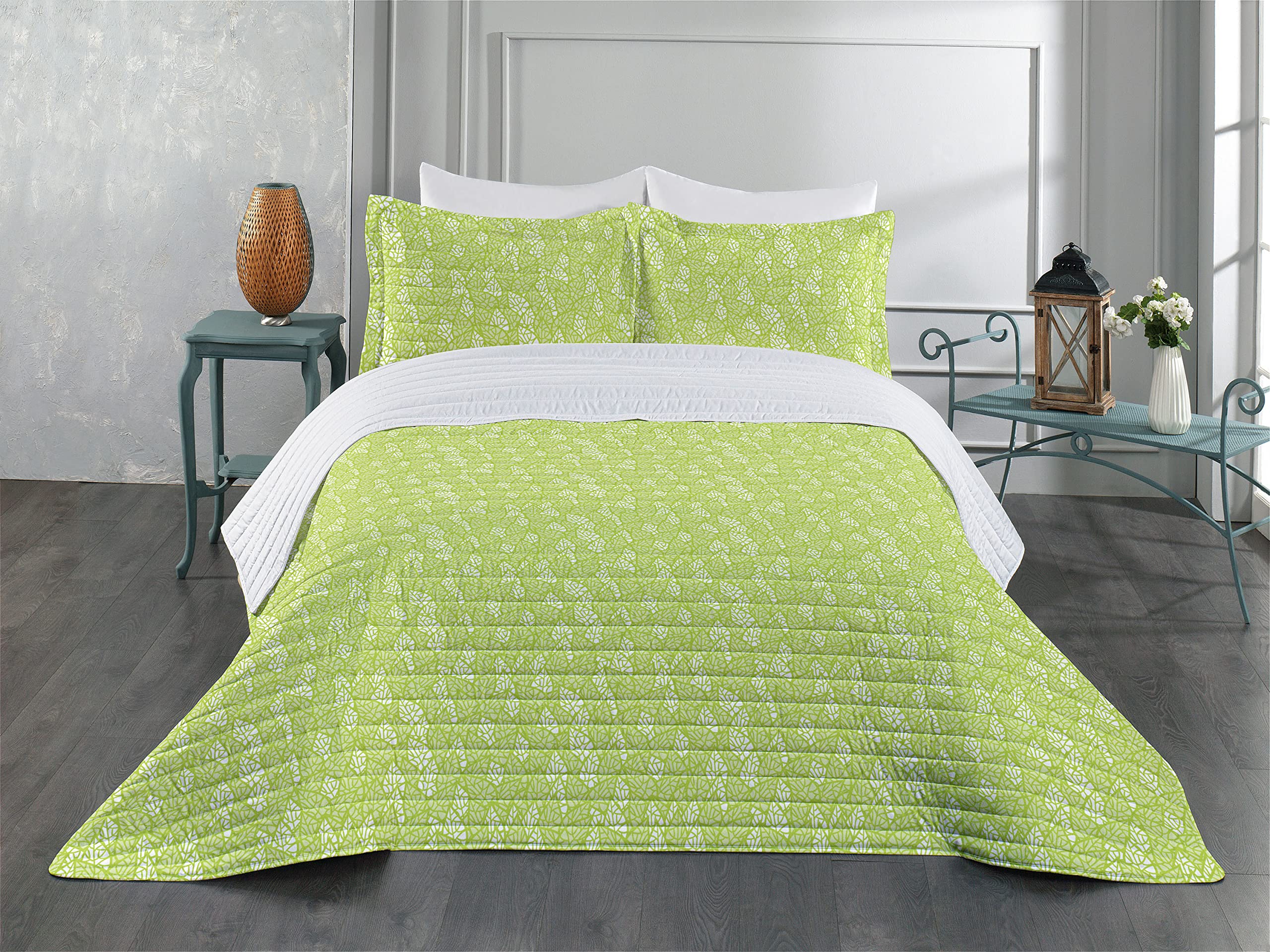 Ambesonne Queen Size Leaf Microfiber Bedspread Set - Spring Greenery Botanical Pattern with Pillow Shams & Comforter | Soft Apple Green & White Bedding for Eco-Friendly Home Decor | Perfect for Spring Refresh, Guest Rooms & Nature-Inspired Bedrooms