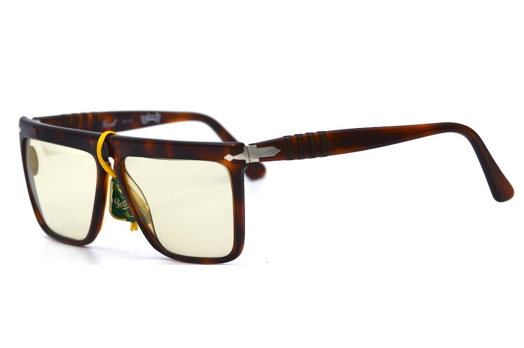 Persol Ratti 801/52 Persolmatic Sunglasses - Classic Italian Designer Shades for Men & Women | UV Protection, Polarized Lenses | Perfect for Driving, Travel & Outdoor Activities