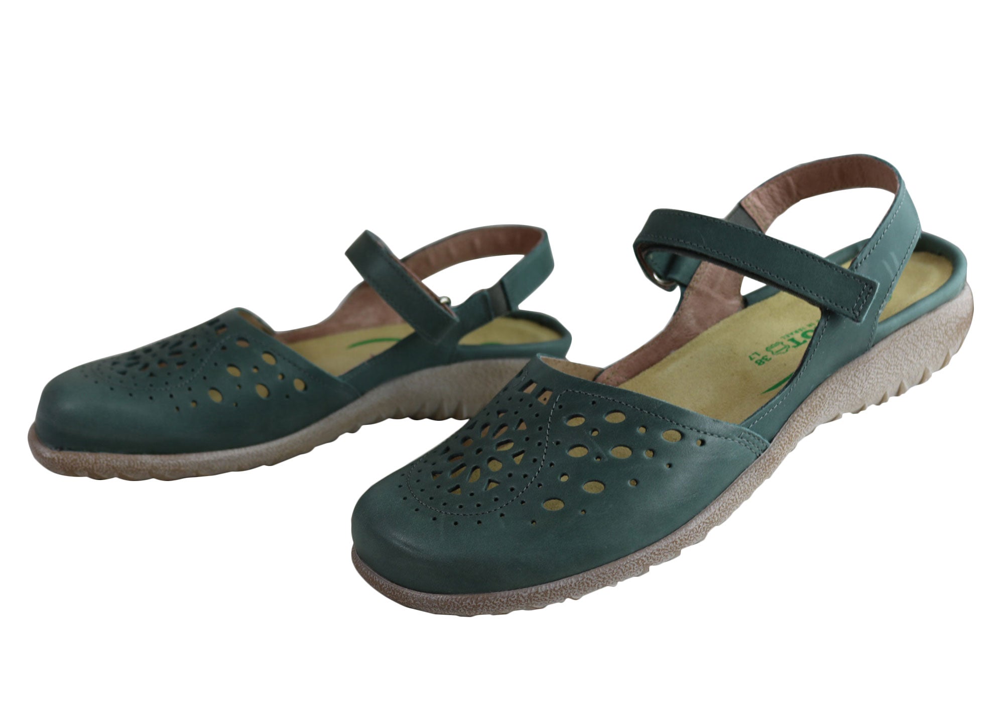 Naot Arataki Women's Orthopedic Leather Flat Sandals - Comfortable Closed-Toe Shoes for Plantar Fasciitis & Arch Support - Perfect for Work, Travel & Everyday Wear