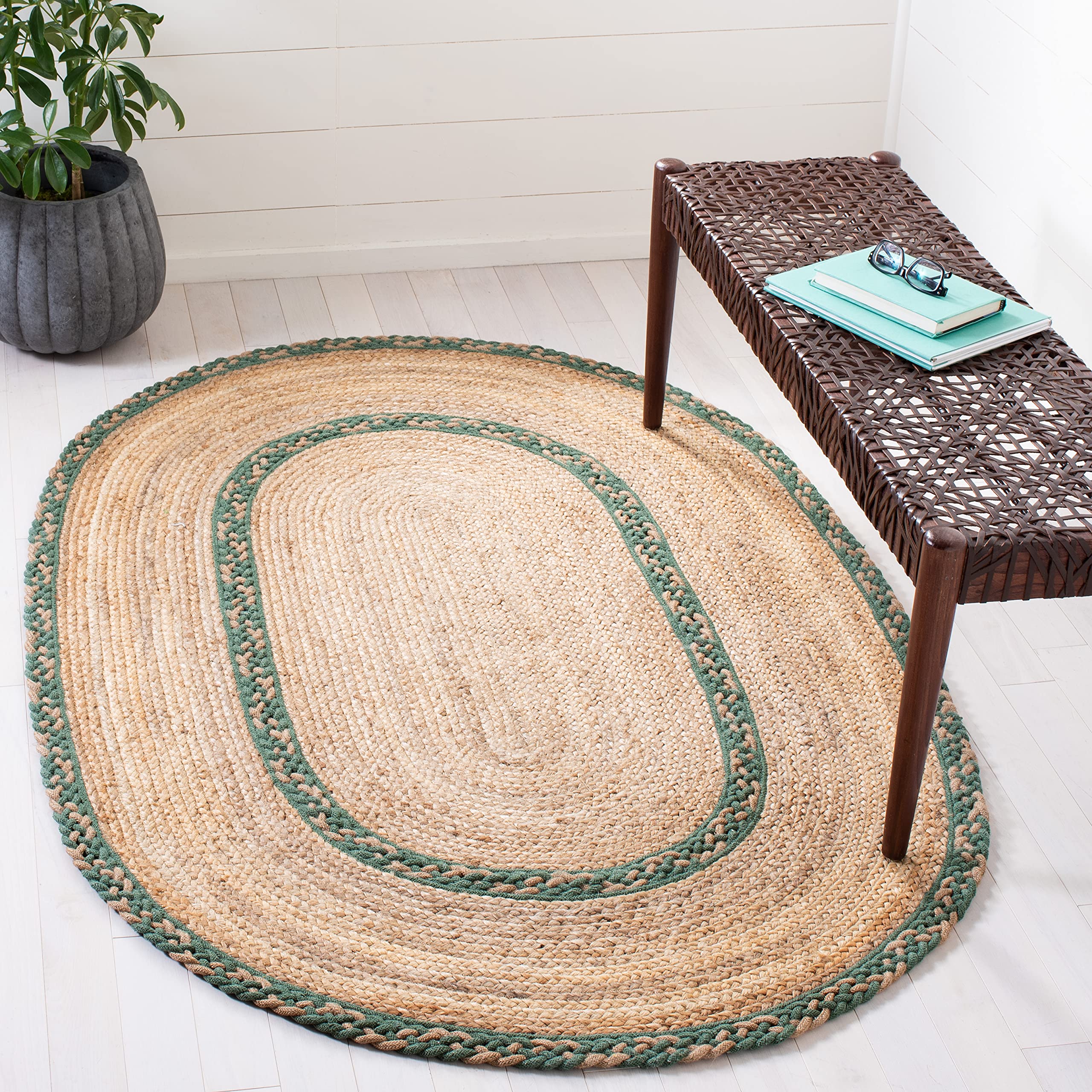 SAFAVIEH Handmade Jute Area Rug 6' x 9' Oval - Natural & Green, Eco-Friendly Natural Fiber Collection for Living Room, Bedroom, High Traffic Areas | Durable Floor Covering for Home Decor (NFB260Y)