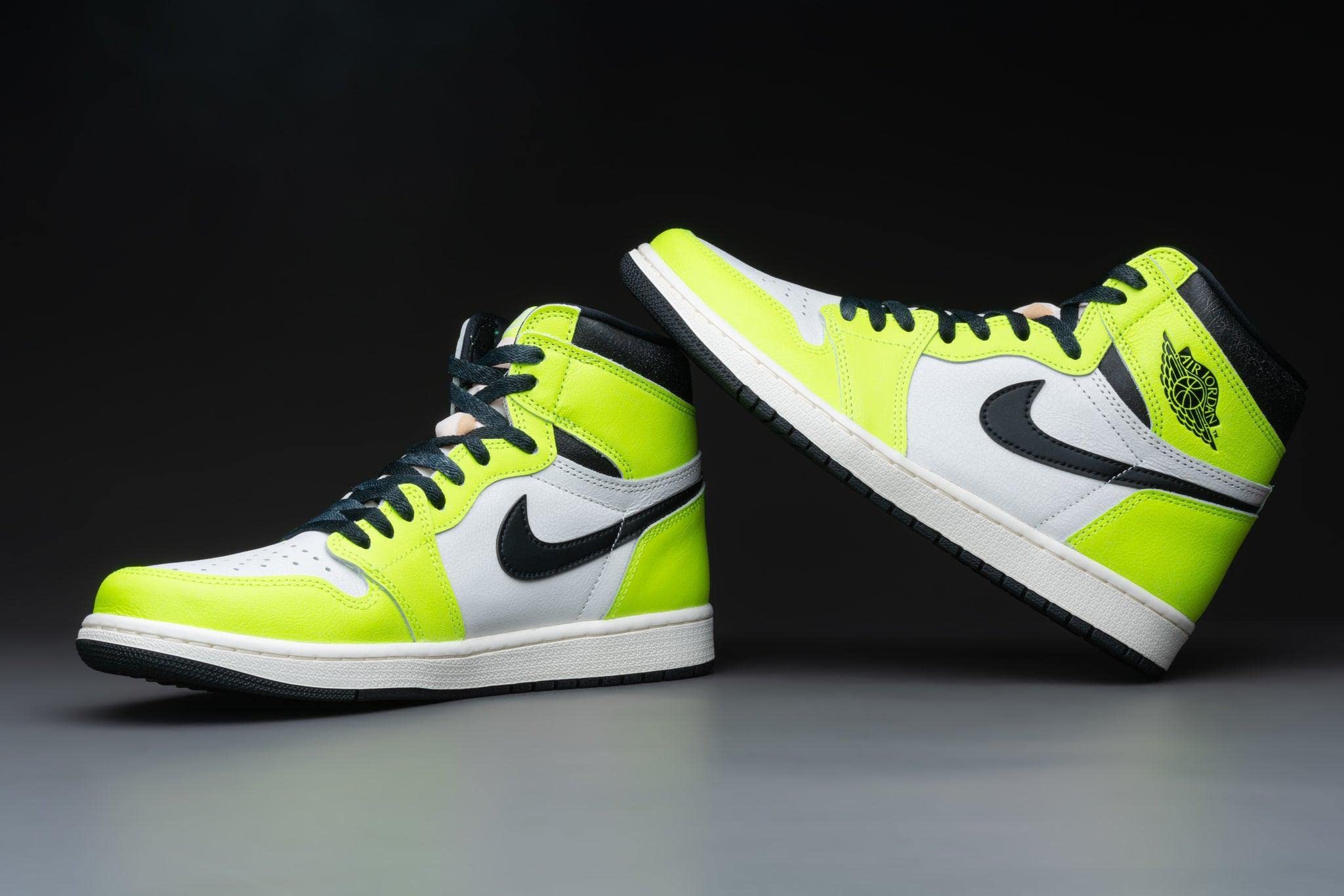 Nike Men's Air Jordan 1 Retro High OG Basketball Shoes - Classic Sneakers for Streetwear, Casual & Sports Performance