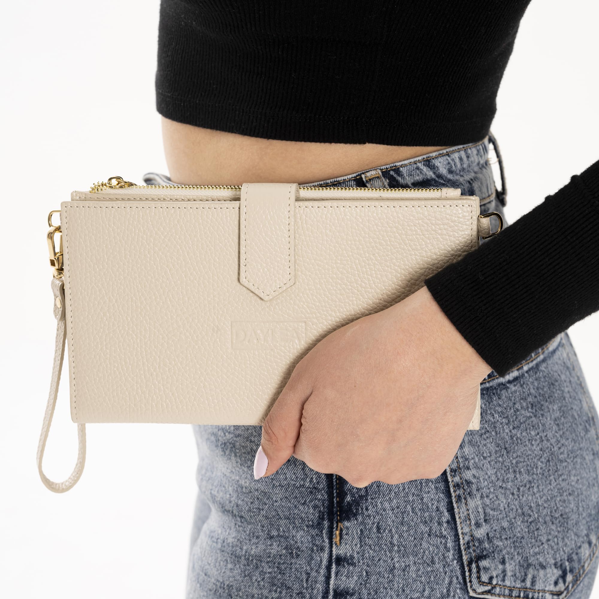 Stylish Women's Wristlet Wallets & Small Crossbody Handbags - Fashionable Leather Clutch Purses for Everyday Use, Travel & Night Out Accessories