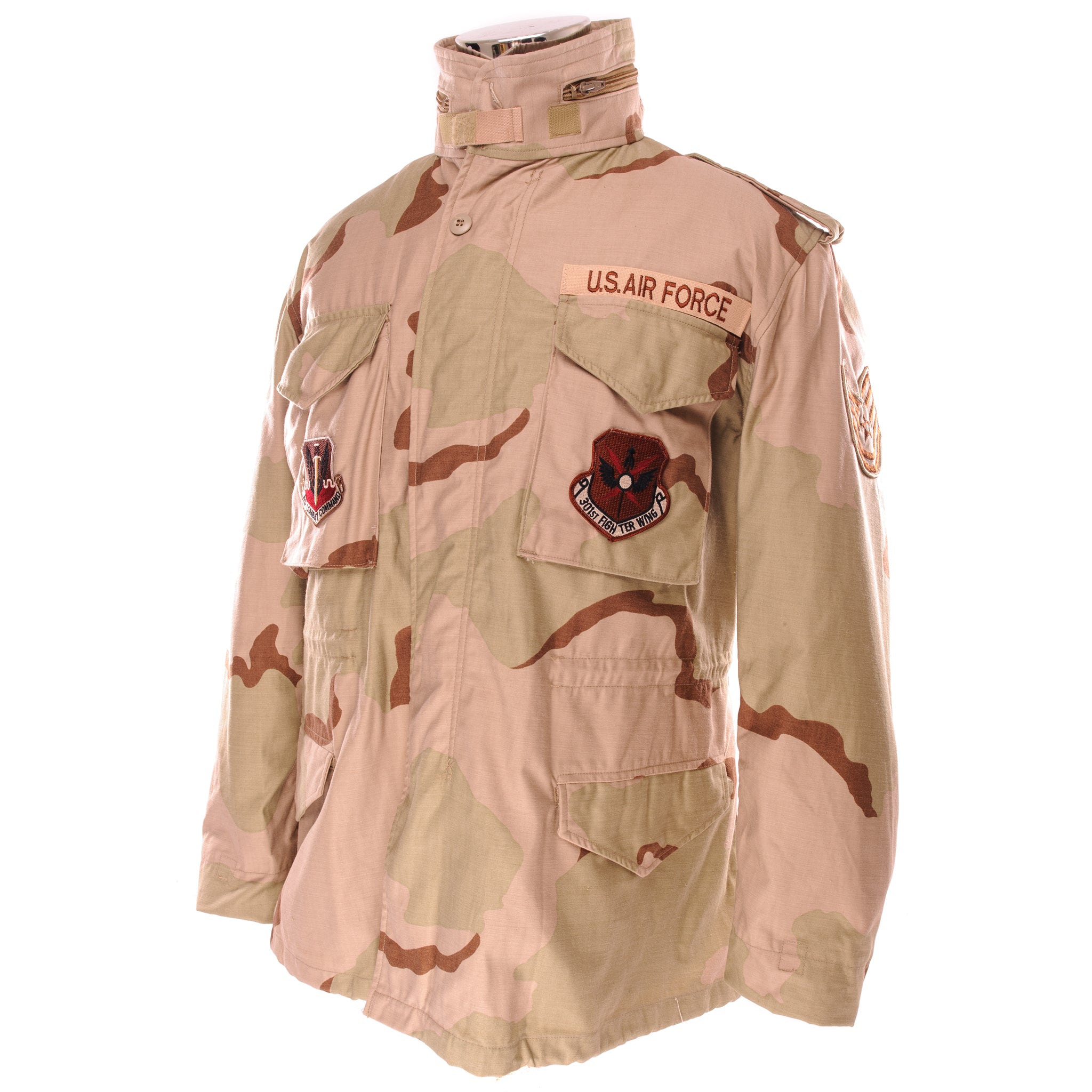 Vintage USAF M-1965 M65 Desert Camouflage Field Jacket - 1991 Military Issue - Medium Regular Size - Patched - Perfect for Outdoor Adventures & Military Collectors