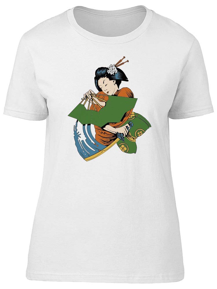 Geisha with Green Hand Fan Women's T-Shirt - Stylish Japanese Art Tee for Casual Wear & Anime Fans
