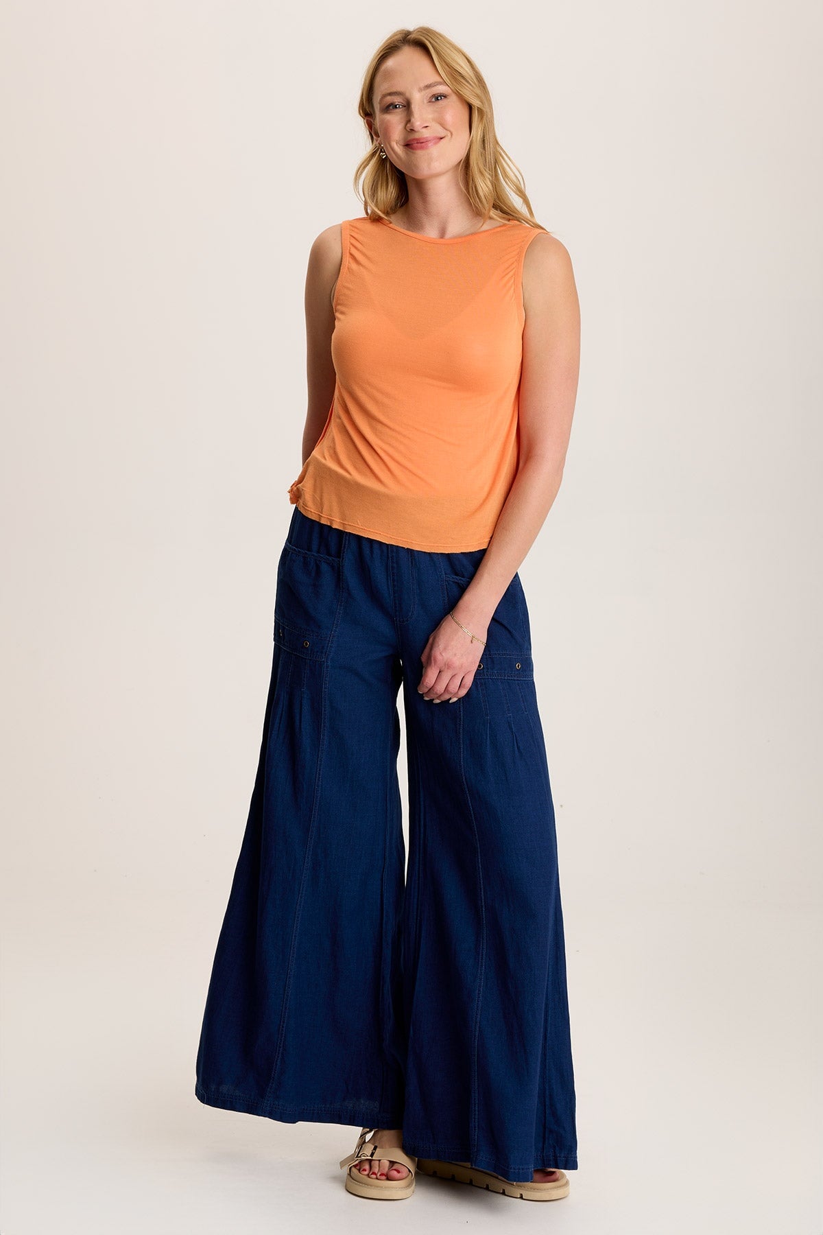 Leka Women's High Boatneck Tank Top - Soft Stretchy Casual Sleeveless Shirt for Everyday Wear, Workout, and Layering