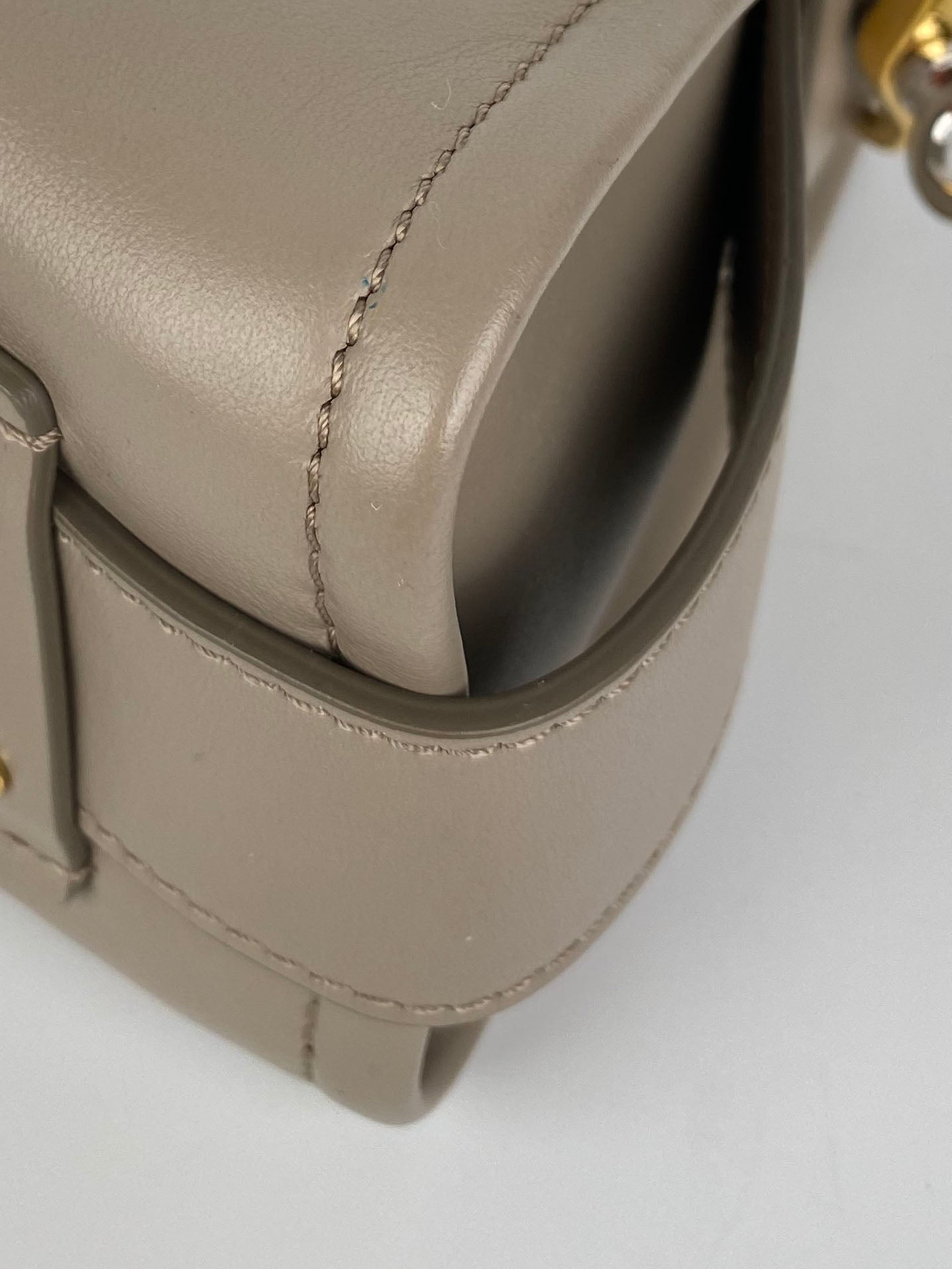 Chloe Motty Grey Mini Tess Day Bag - Stylish Crossbody Purse for Women, Fashionable Everyday Handbag for Work, Travel & Shopping