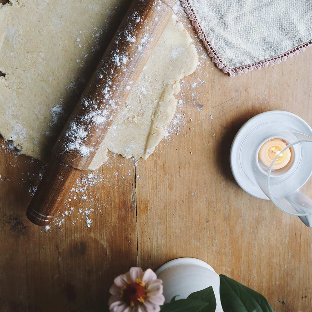 Premium Acacia Wood Rolling Pin for Baking - Durable & Non-Stick Pastry Dough Roller - Perfect for Pies, Cookies, and Homemade Pasta