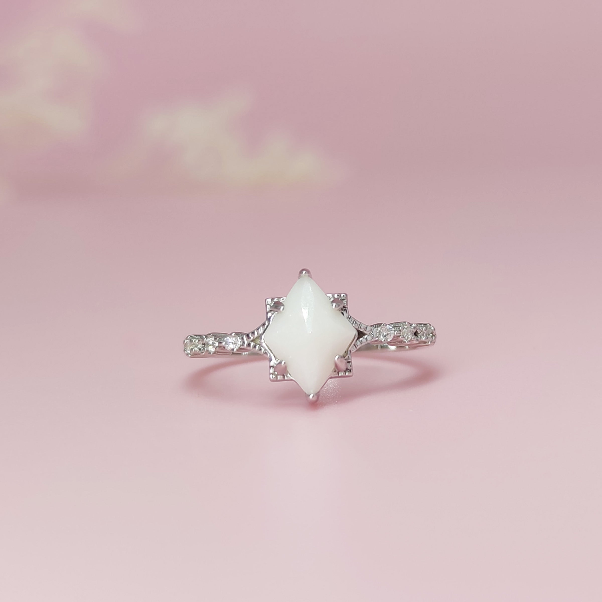 Sterling Silver Diamond-Shaped Breastmilk Keepsake Ring DIY Kit - Perfect for Moms, Baby Showers & Memorial Jewelry Gifts